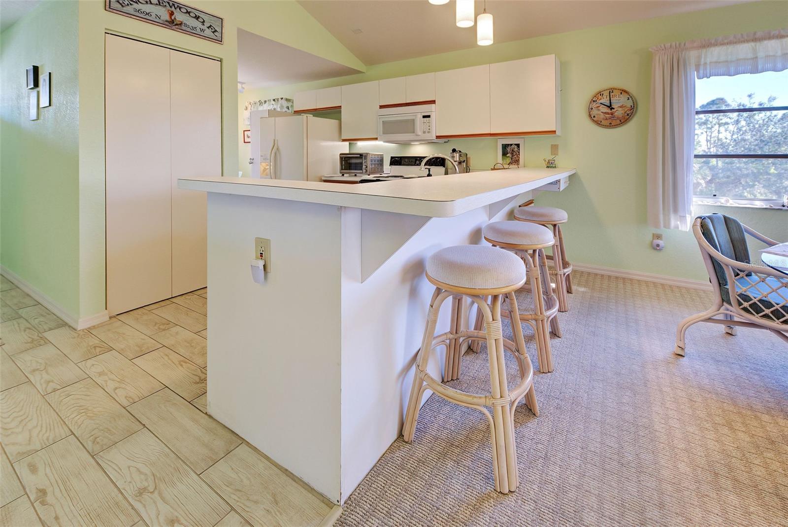 A4666762 Property Photo