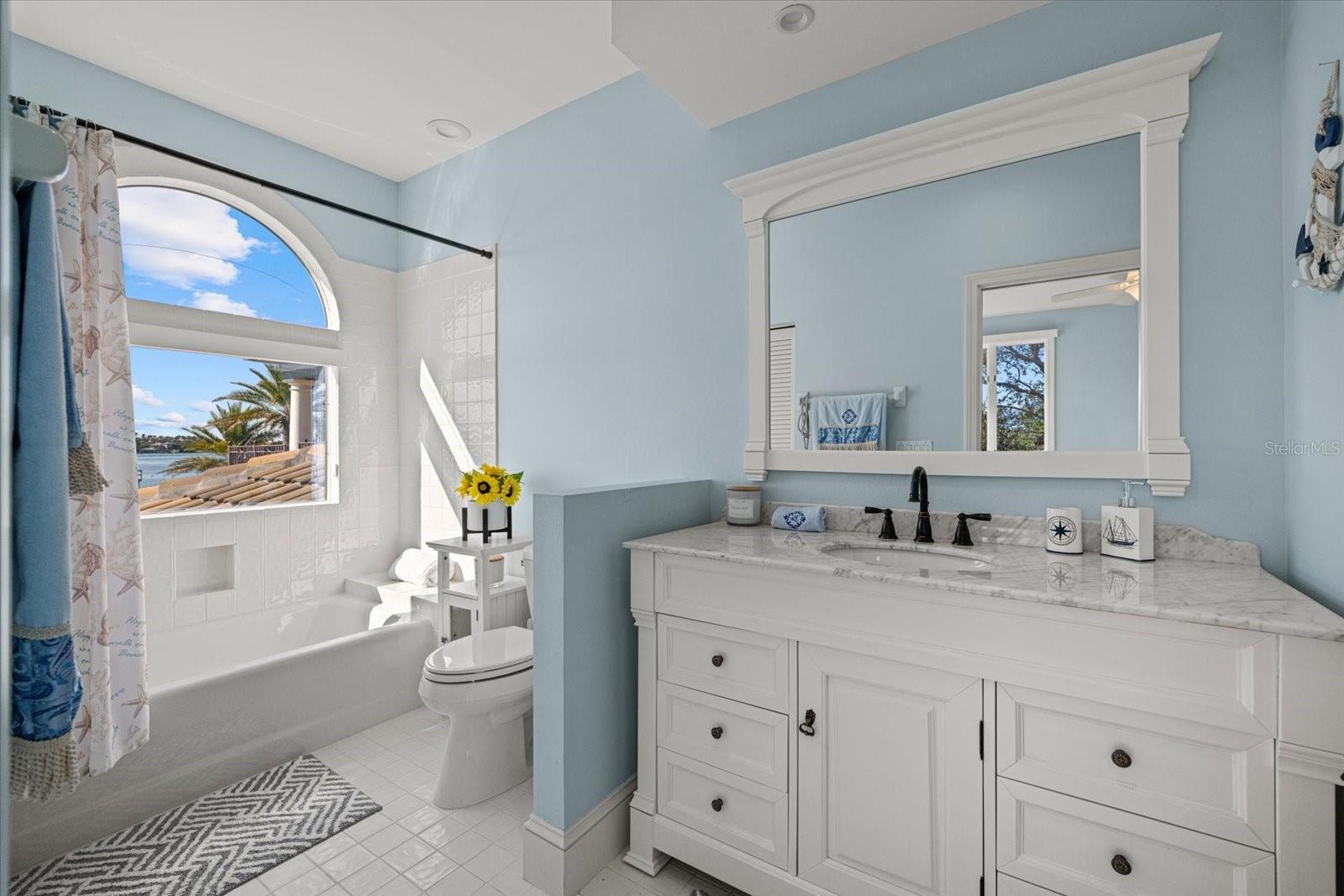 A4666774 Property Photo