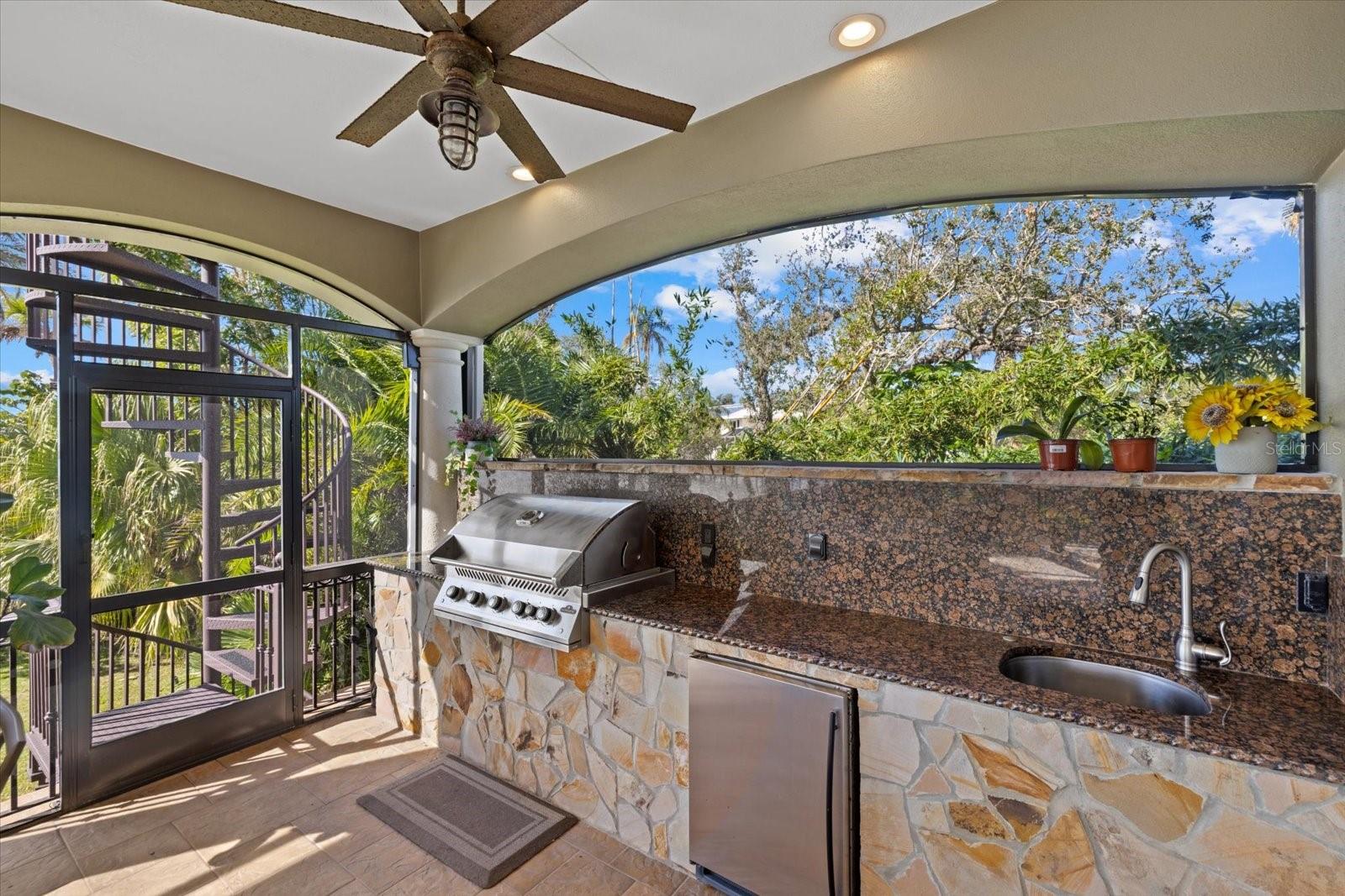 2115 LYCHEE LN, NOKOMIS, FL, 34275