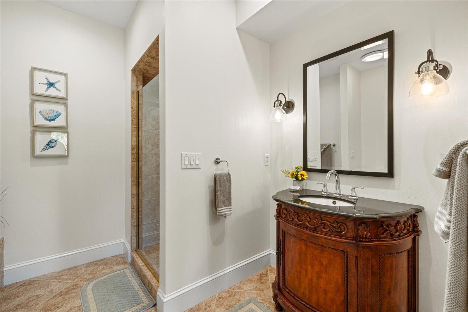 A4666774 Property Photo