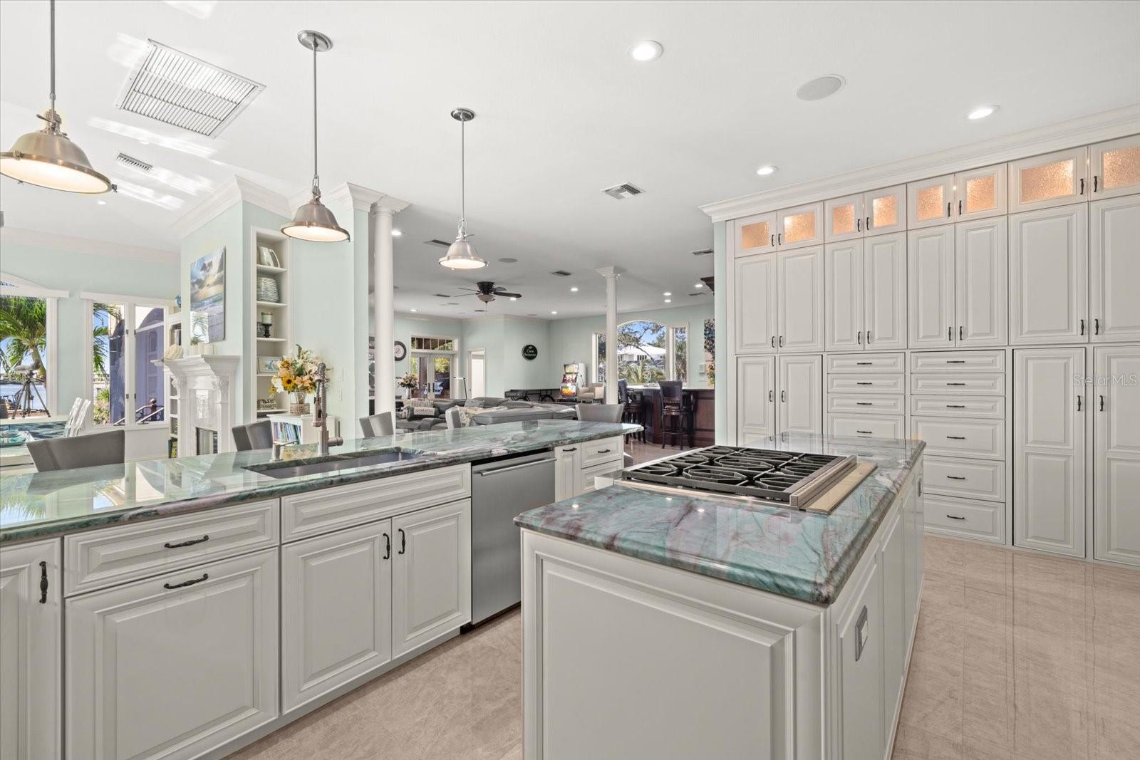 2115 LYCHEE LN, NOKOMIS, FL, 34275