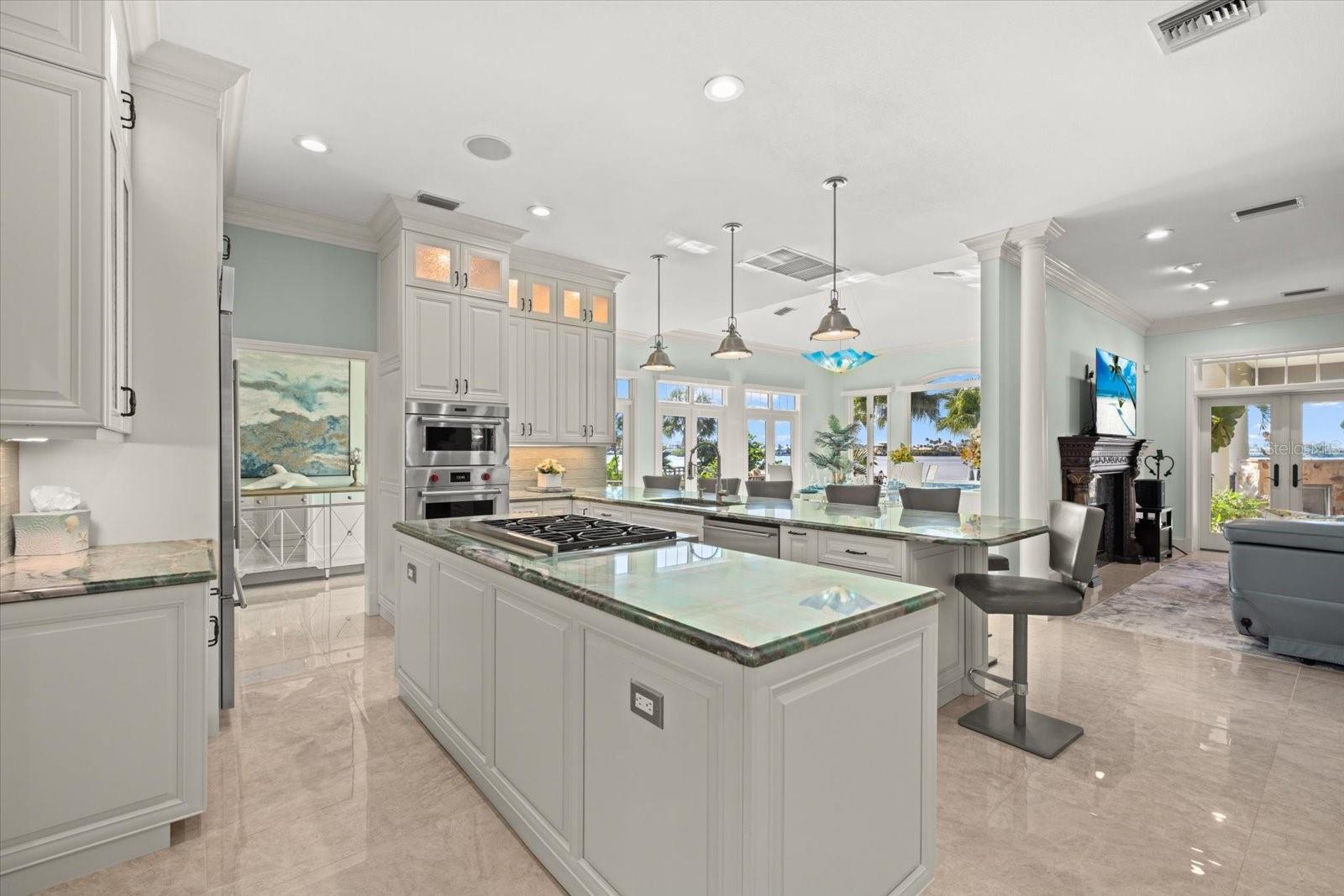 2115 LYCHEE LN, NOKOMIS, FL, 34275