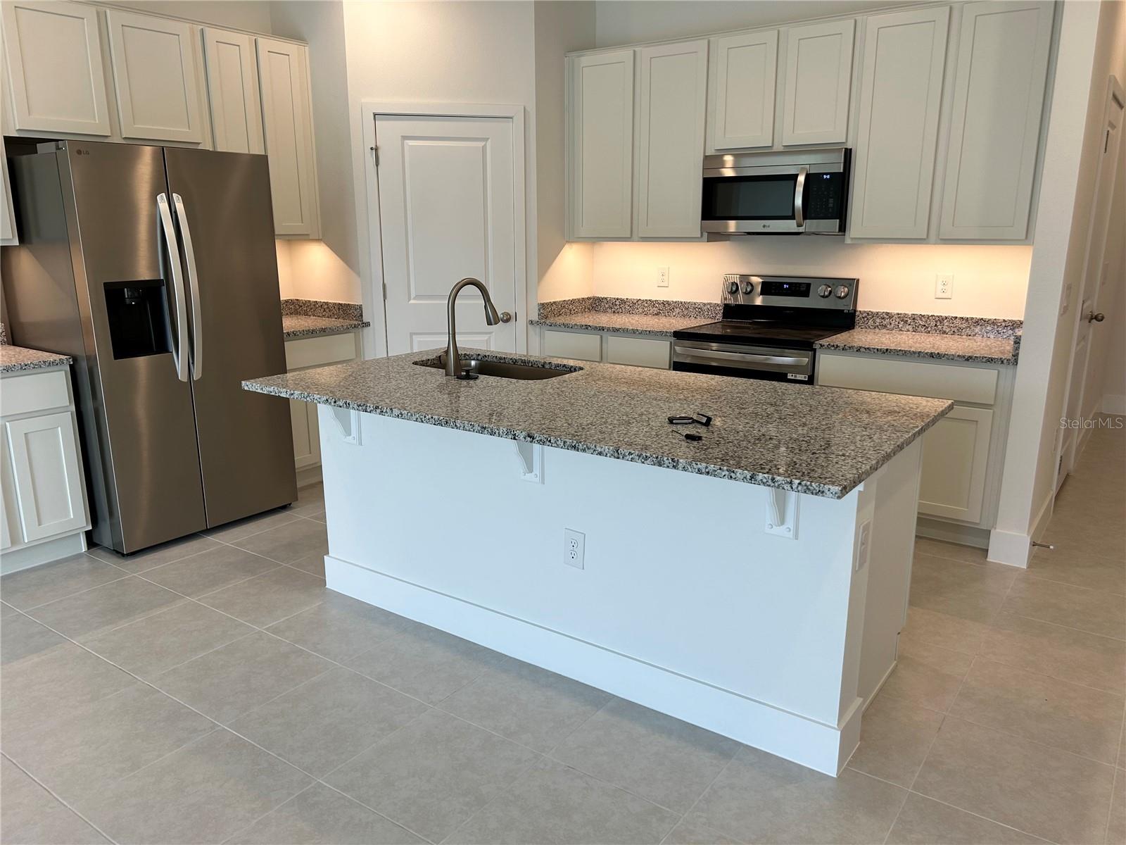 1130 DESERT CANDLE, OCOEE, FL, 34761