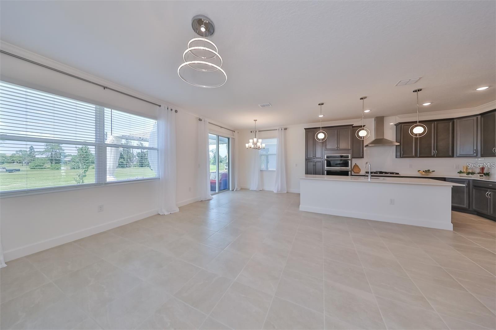 933 SIGNET DR, APOLLO BEACH, FL, 33572