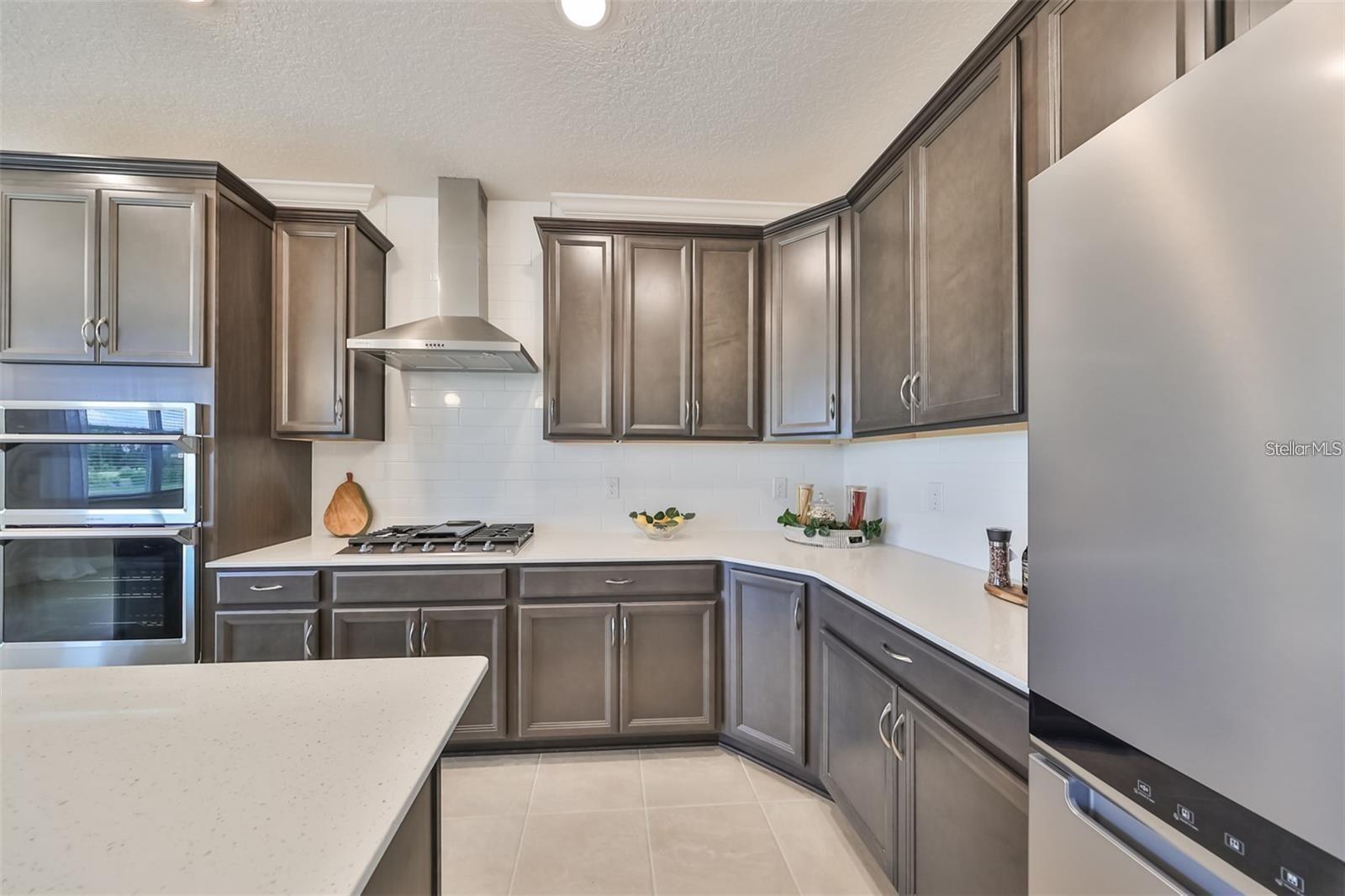 933 SIGNET DR, APOLLO BEACH, FL, 33572