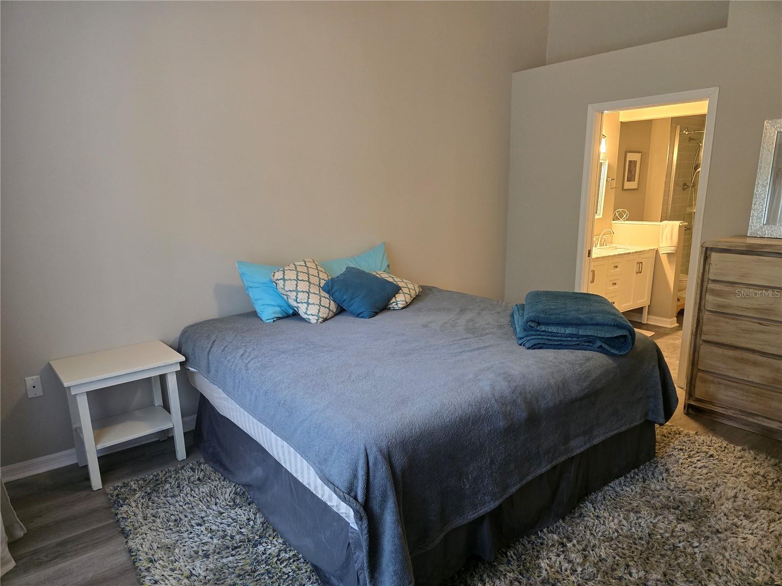 10000 SW 52ND AVE #J52, GAINESVILLE, FL, 32608