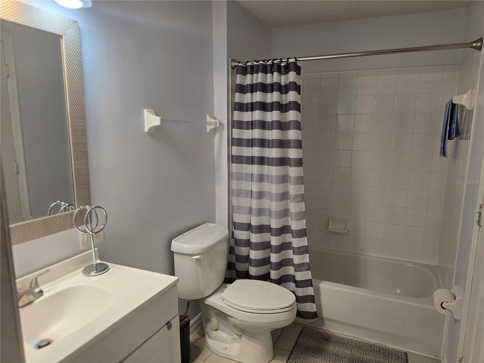 10000 SW 52ND AVE #J52, GAINESVILLE, FL, 32608