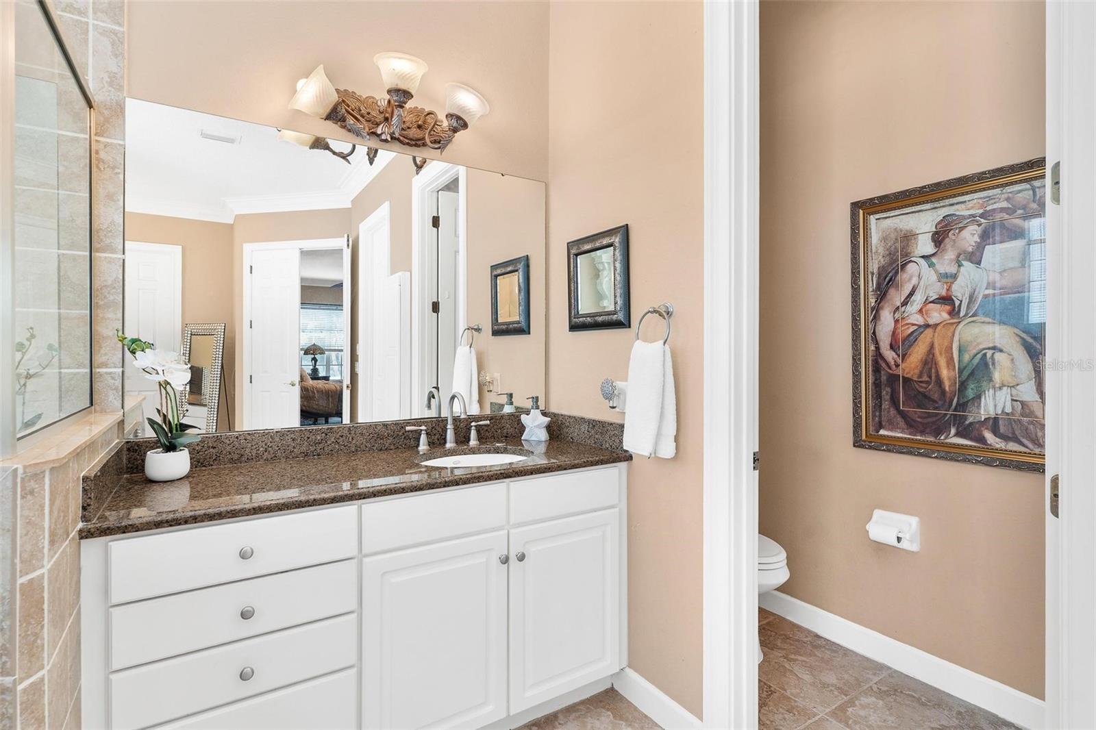 33045 LAKE BEND CIR, LEESBURG, FL, 34788