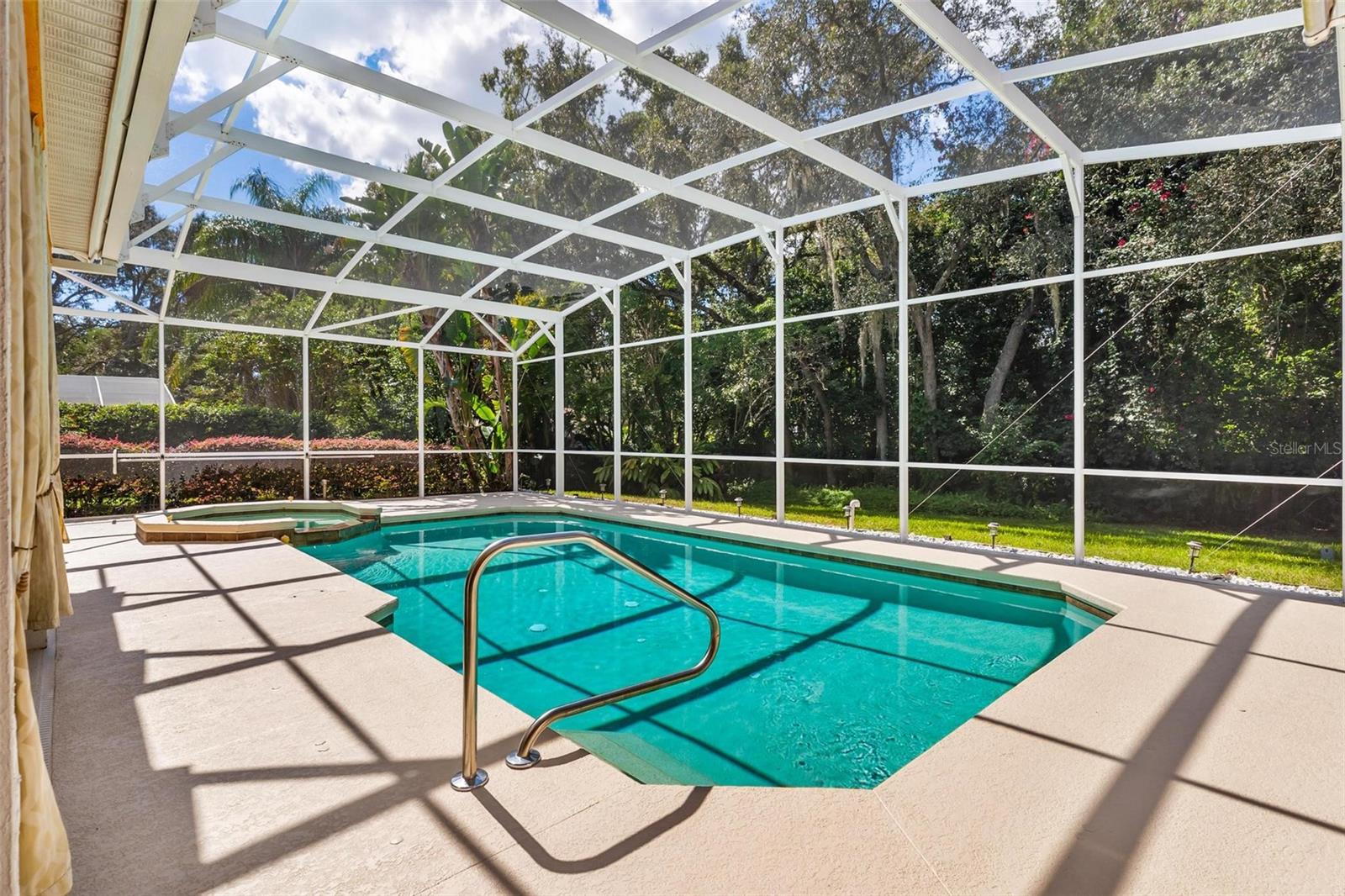 33045 LAKE BEND CIR, LEESBURG, FL, 34788