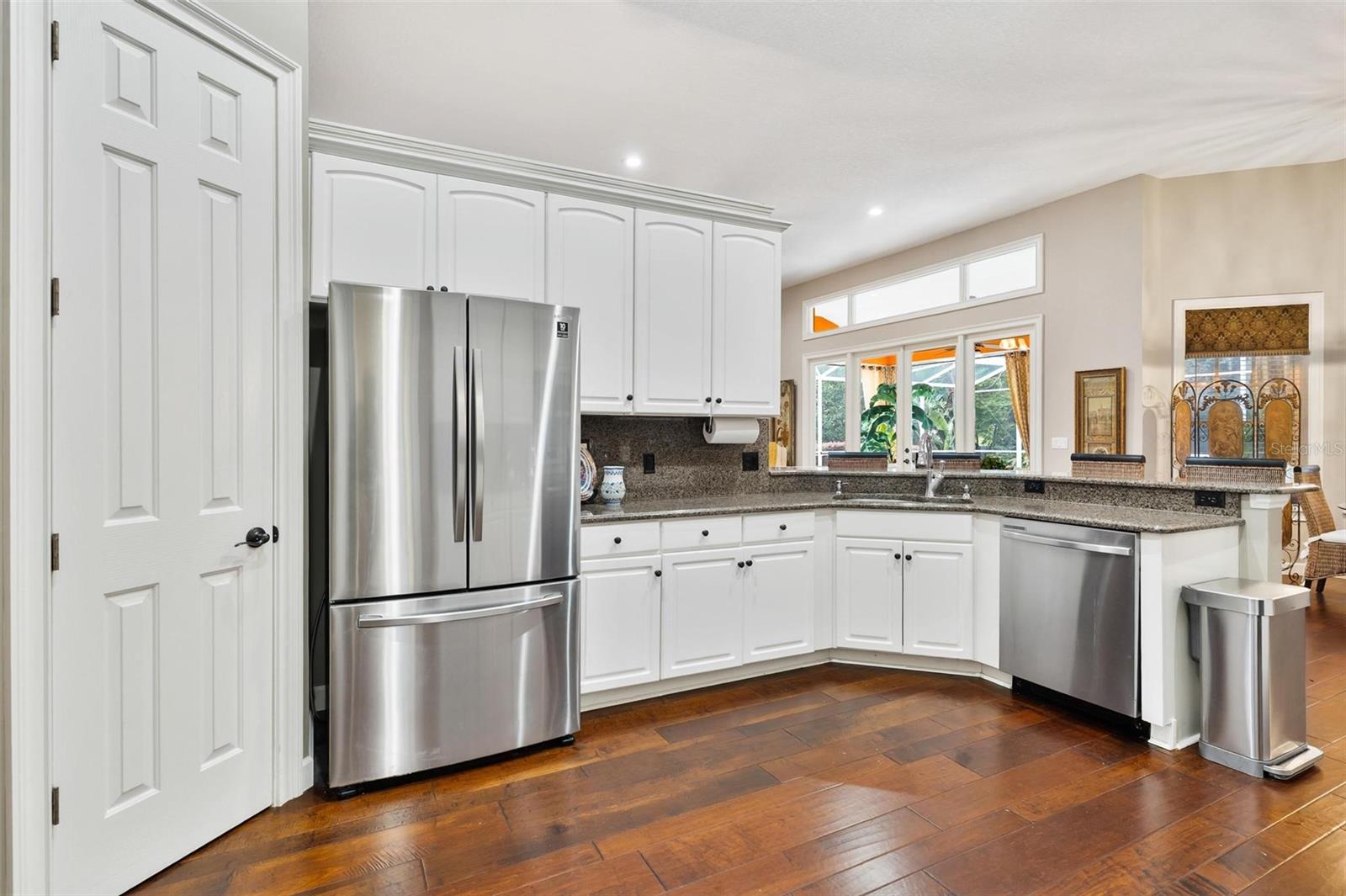 33045 LAKE BEND CIR, LEESBURG, FL, 34788