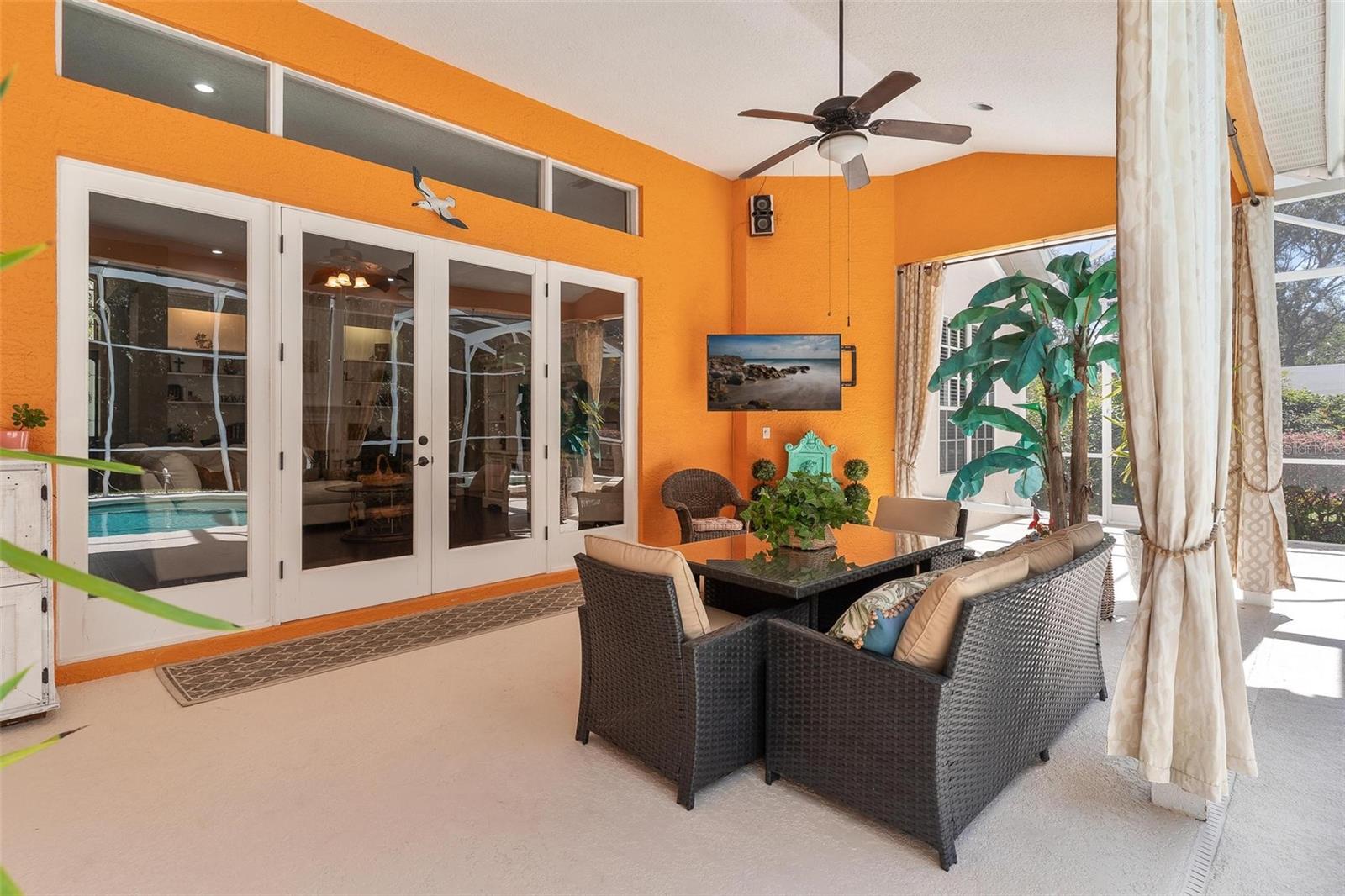 33045 LAKE BEND CIR, LEESBURG, FL, 34788