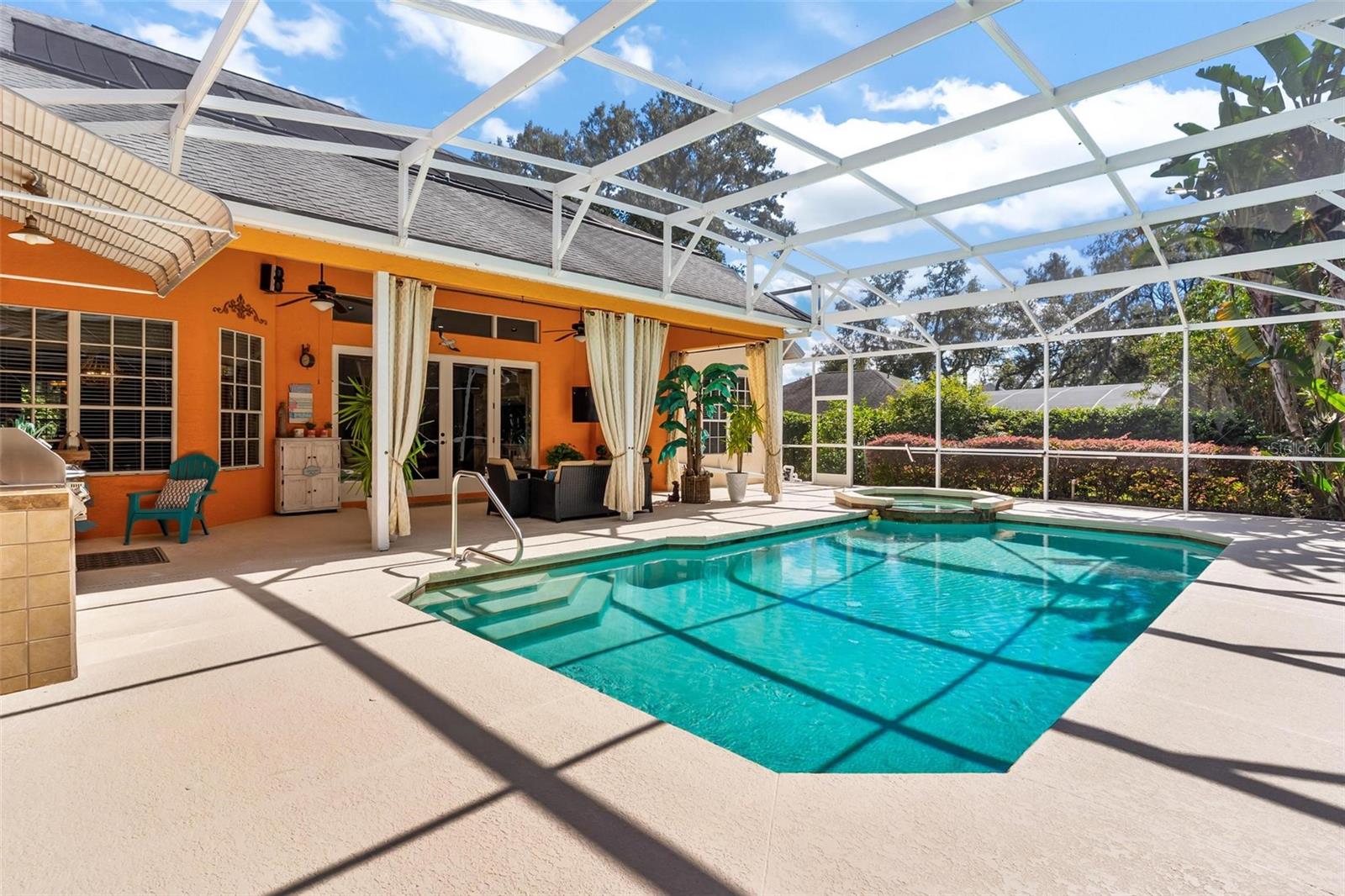 33045 LAKE BEND CIR, LEESBURG, FL, 34788