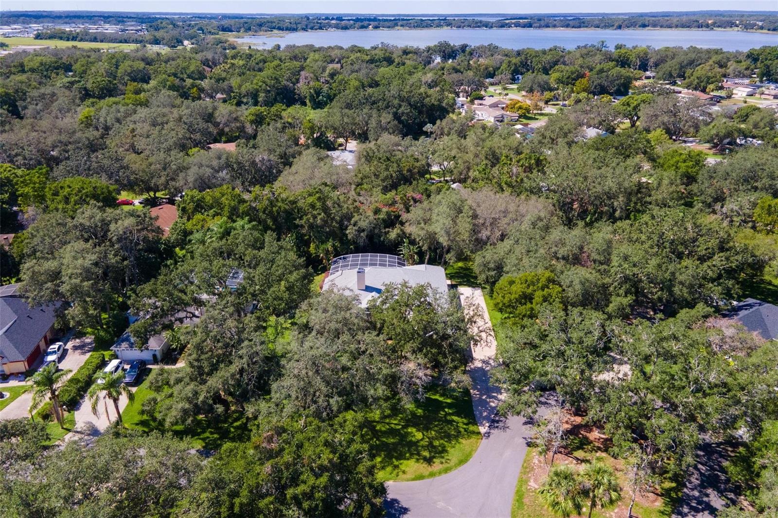 33045 LAKE BEND CIR, LEESBURG, FL, 34788