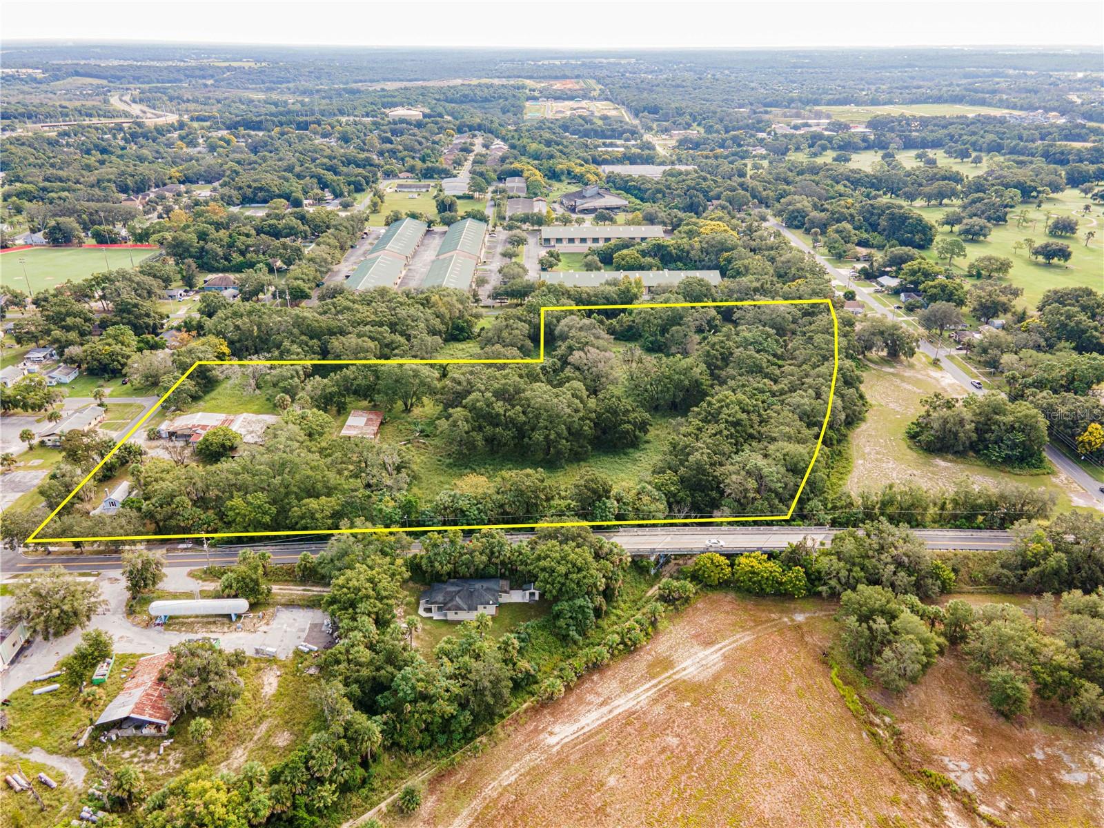 610 S HIGHLAND ST, MOUNT DORA, FL, 32757