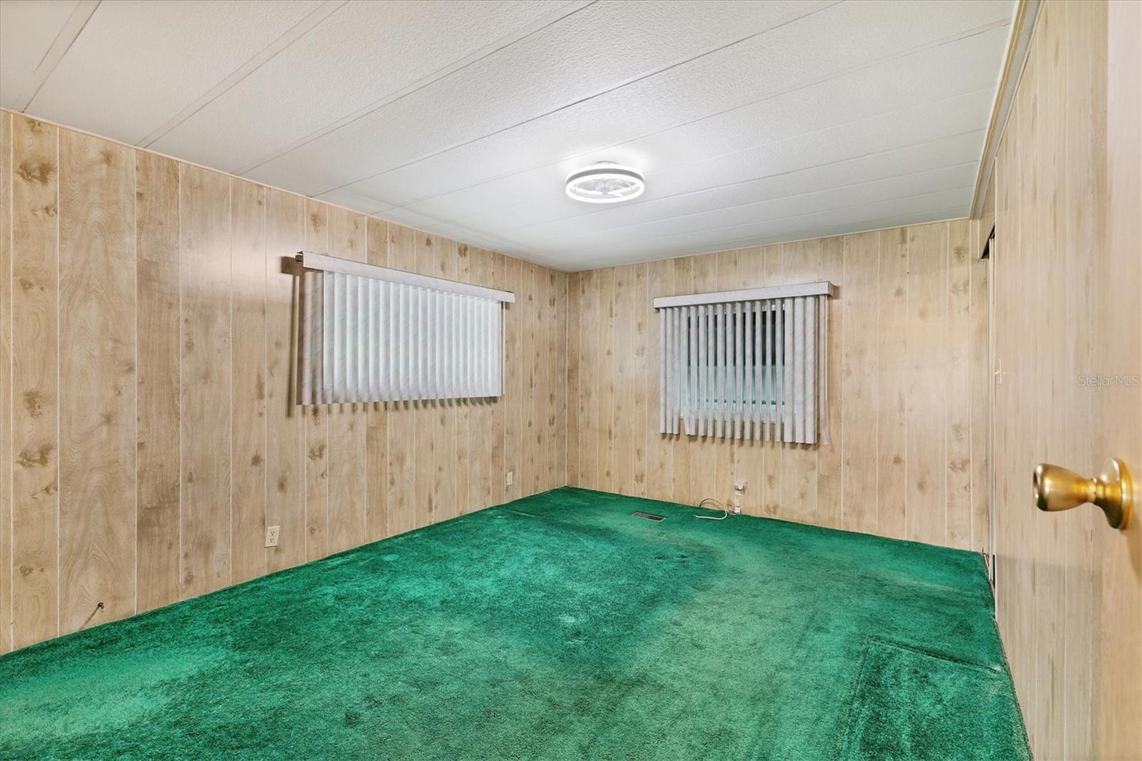 A4666834 Property Photo