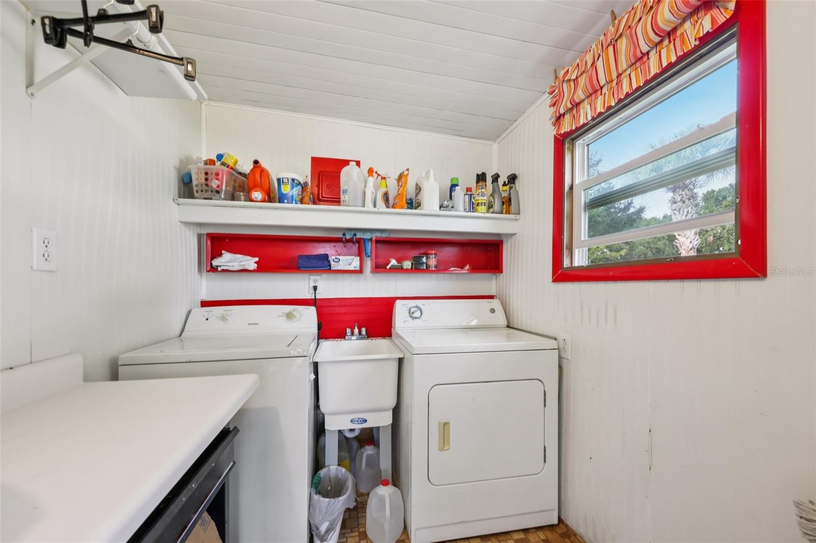 G5102731 Property Photo