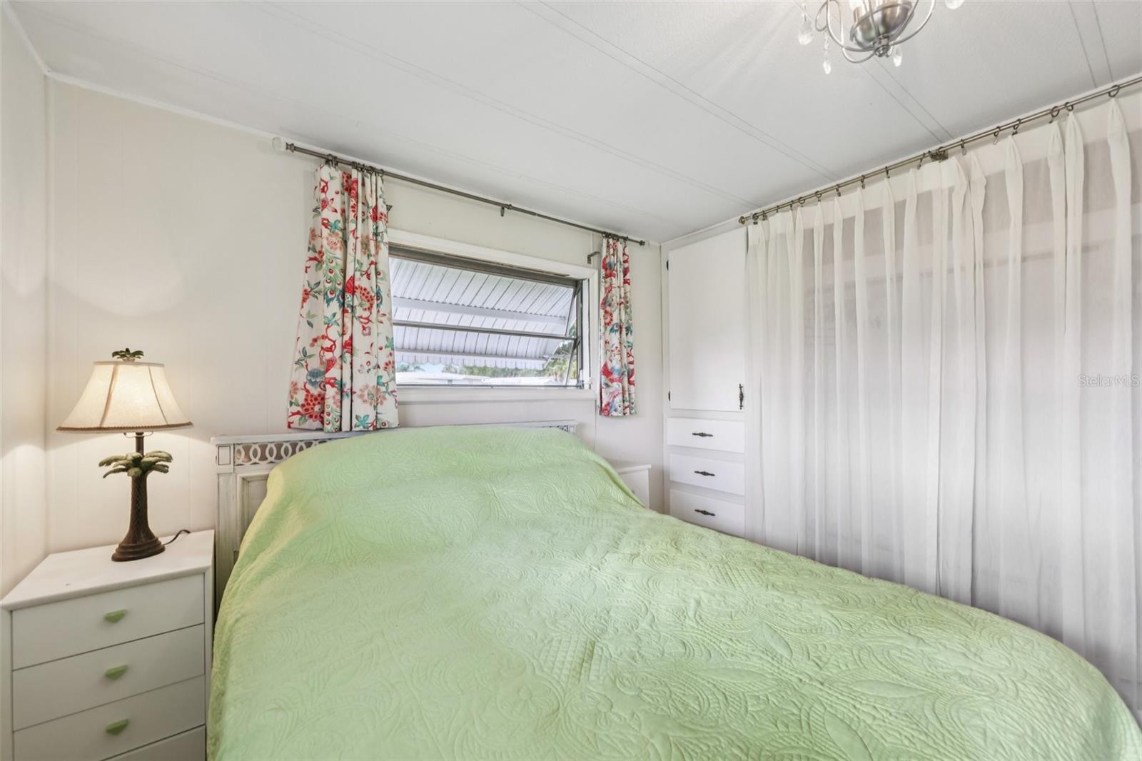 G5102731 Property Photo