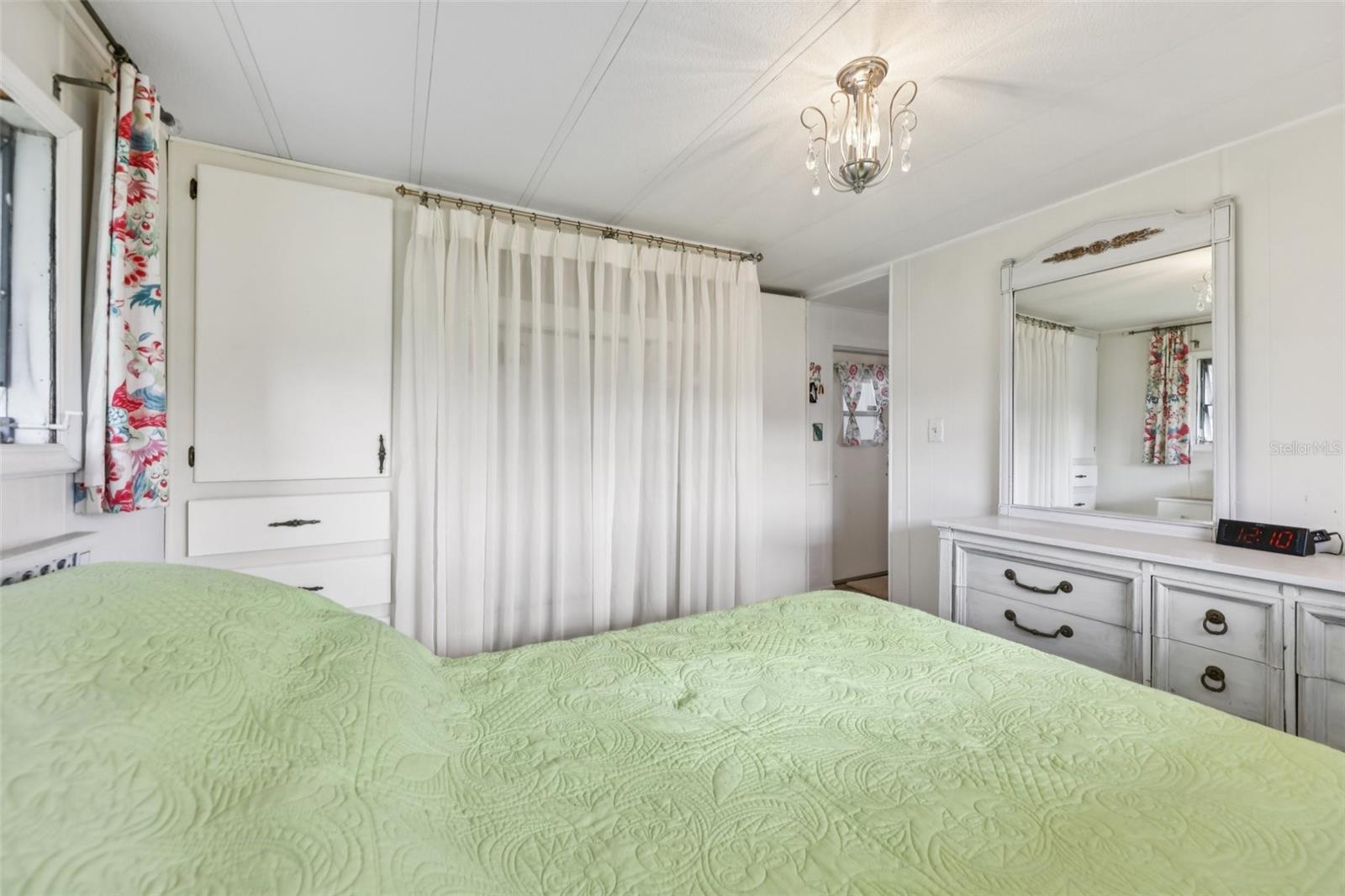 G5102731 Property Photo