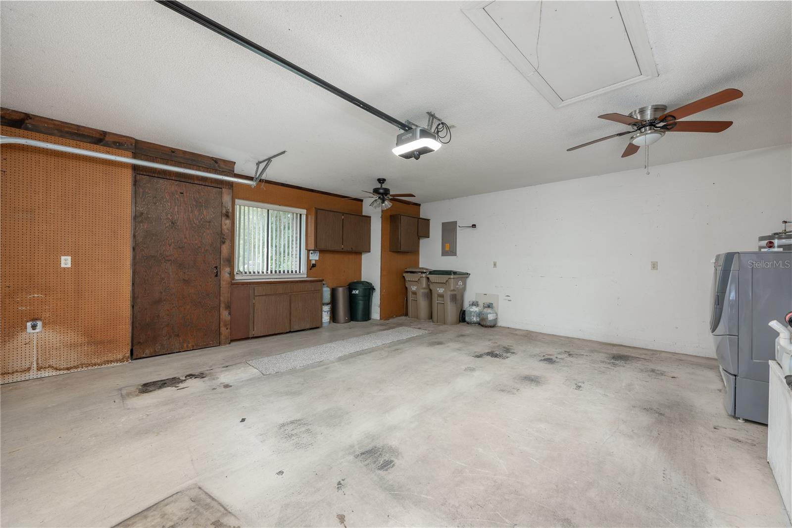 103 WATERWOOD DR, YALAHA, FL, 34797