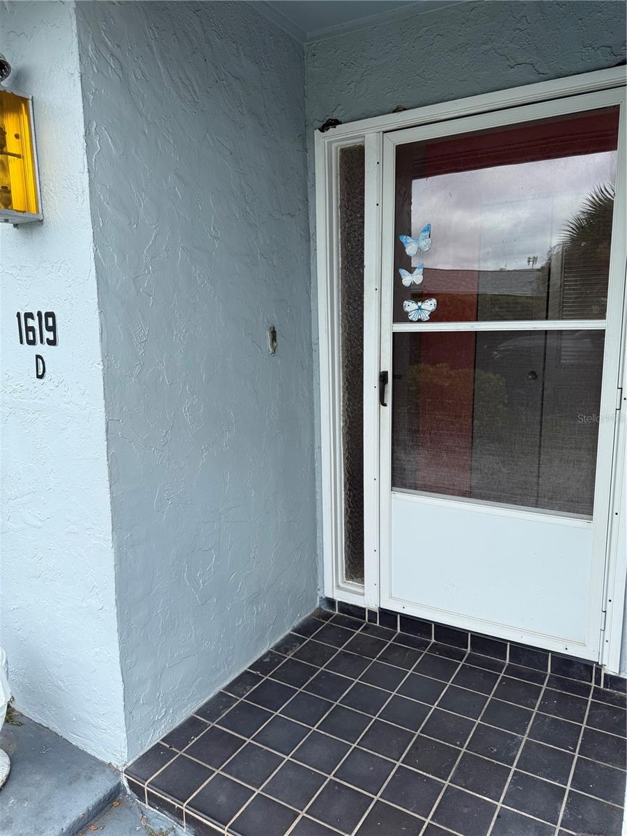 TB8433122 Property Photo