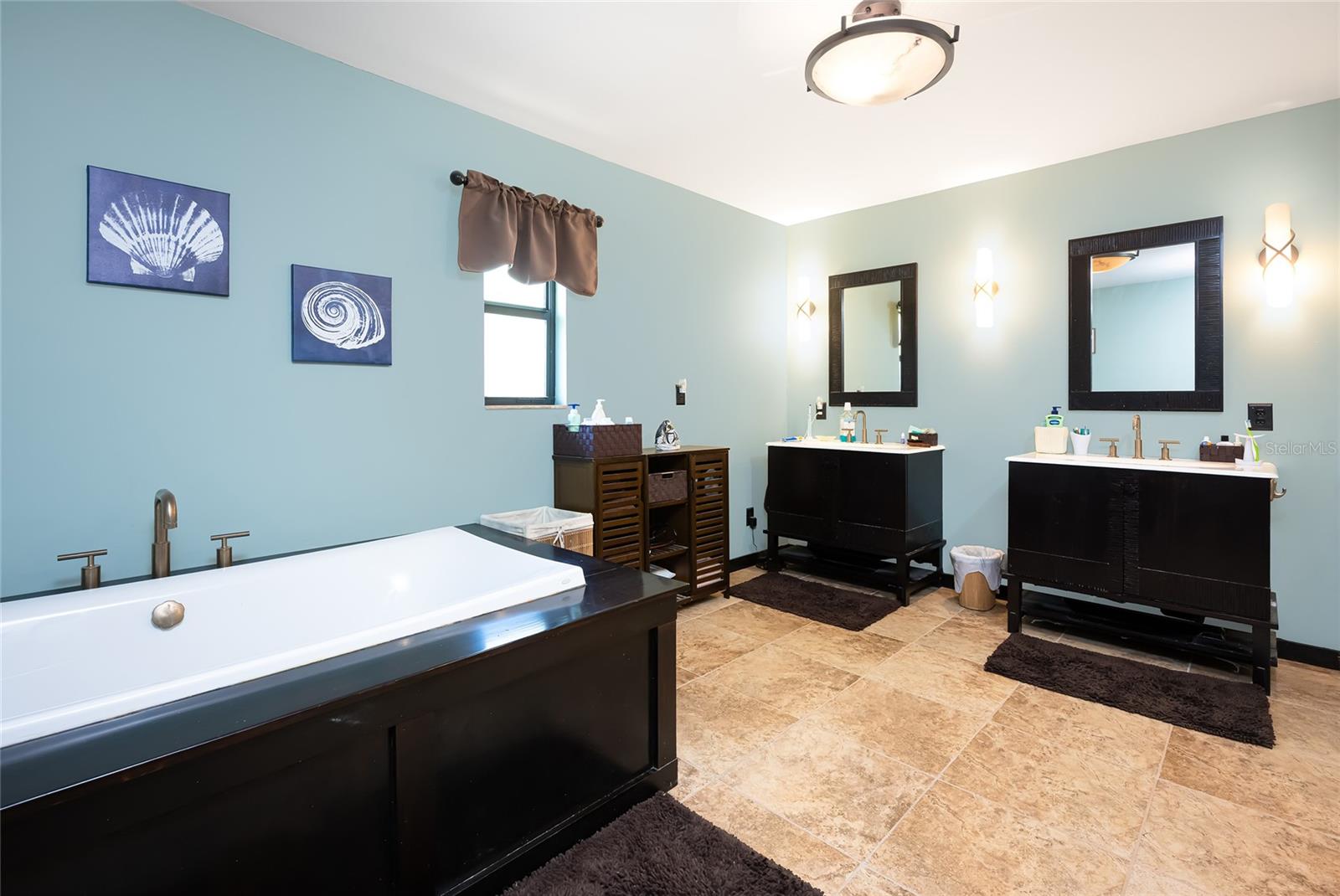 37 WATERFORD DR, ENGLEWOOD, FL, 34223