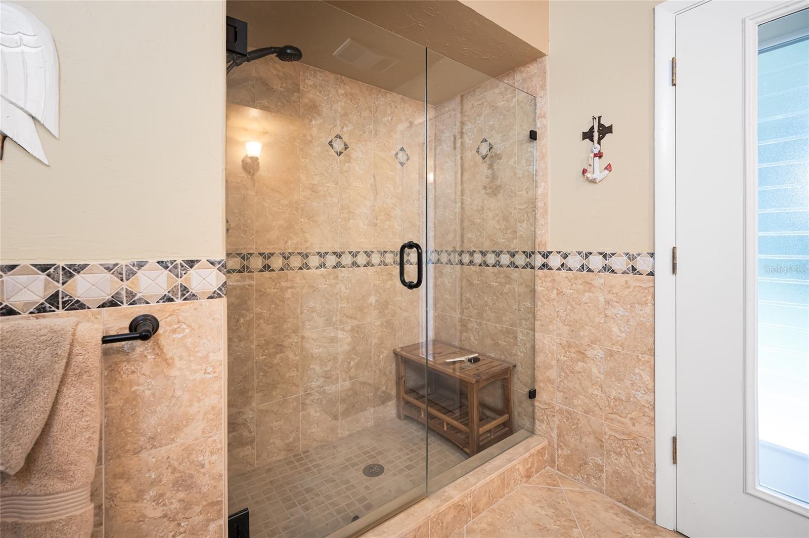 37 WATERFORD DR, ENGLEWOOD, FL, 34223