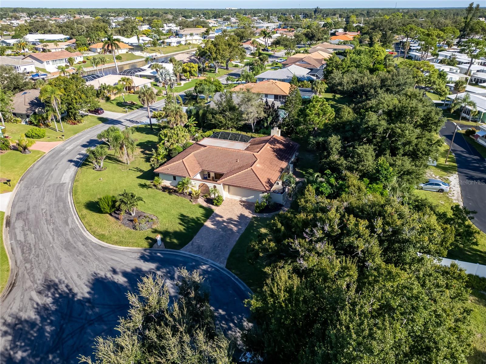 37 WATERFORD DR, ENGLEWOOD, FL, 34223