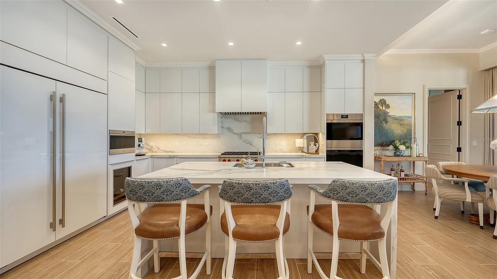 A4666877 Property Photo