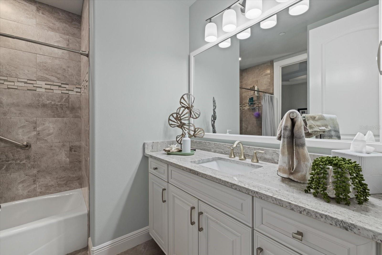 830 THE ESPLANADE N #204, VENICE, FL, 34285