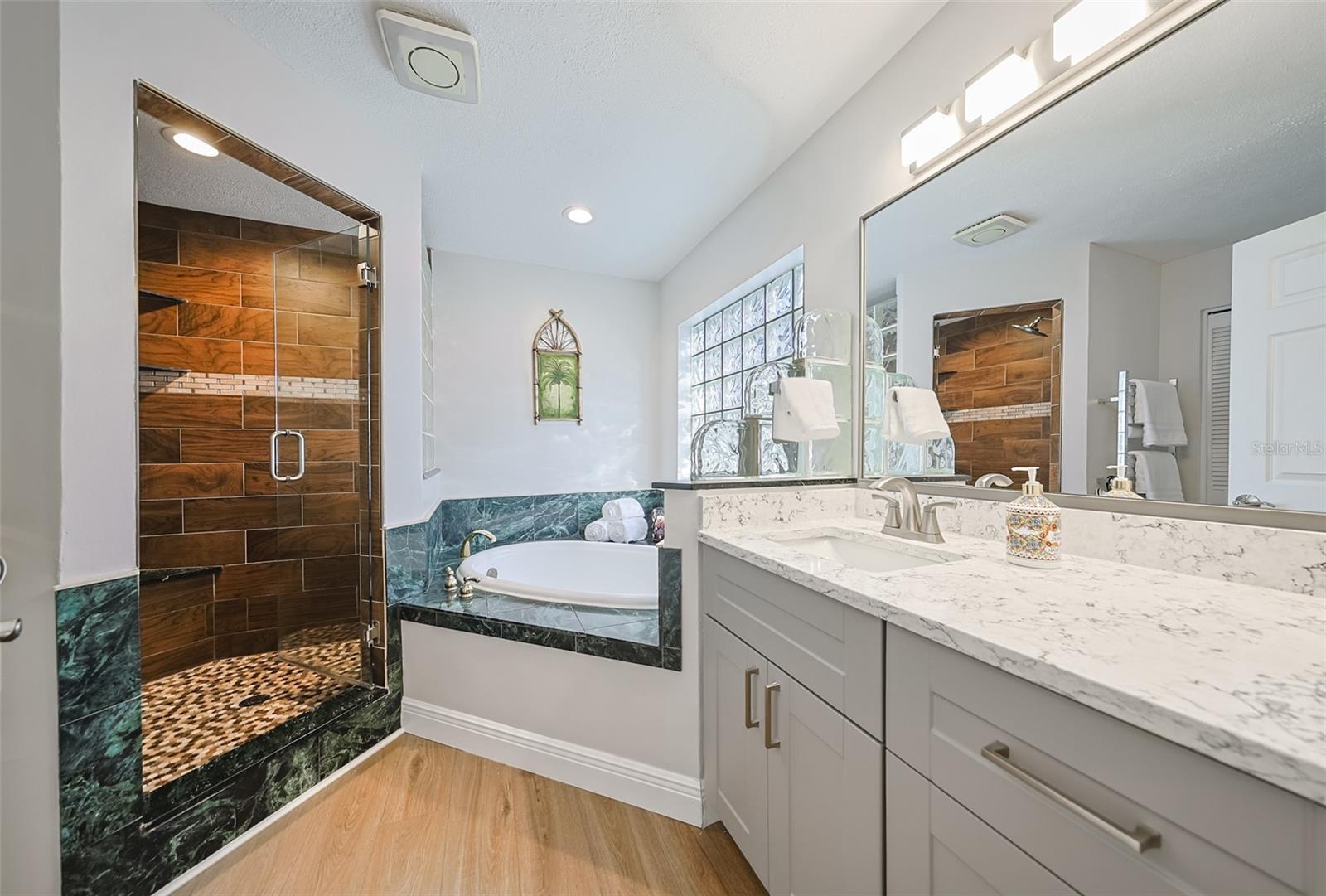 12018 STEPPINGSTONE BLVD, TAMPA, FL, 33635