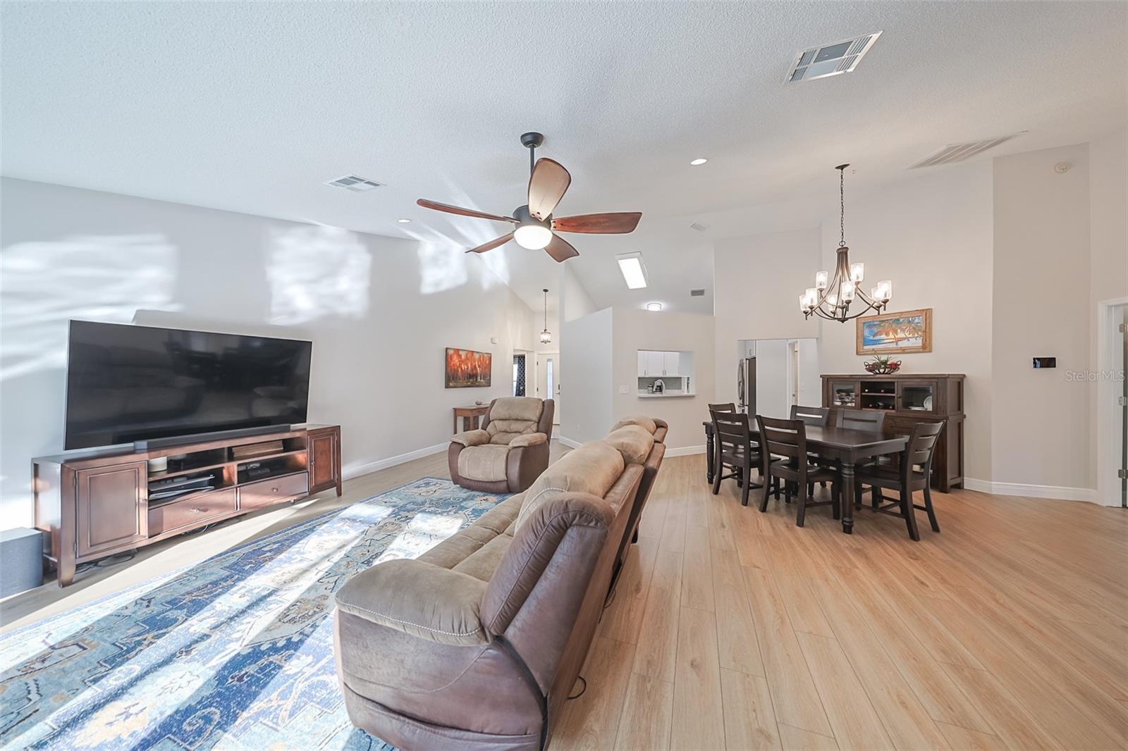 12018 STEPPINGSTONE BLVD, TAMPA, FL, 33635