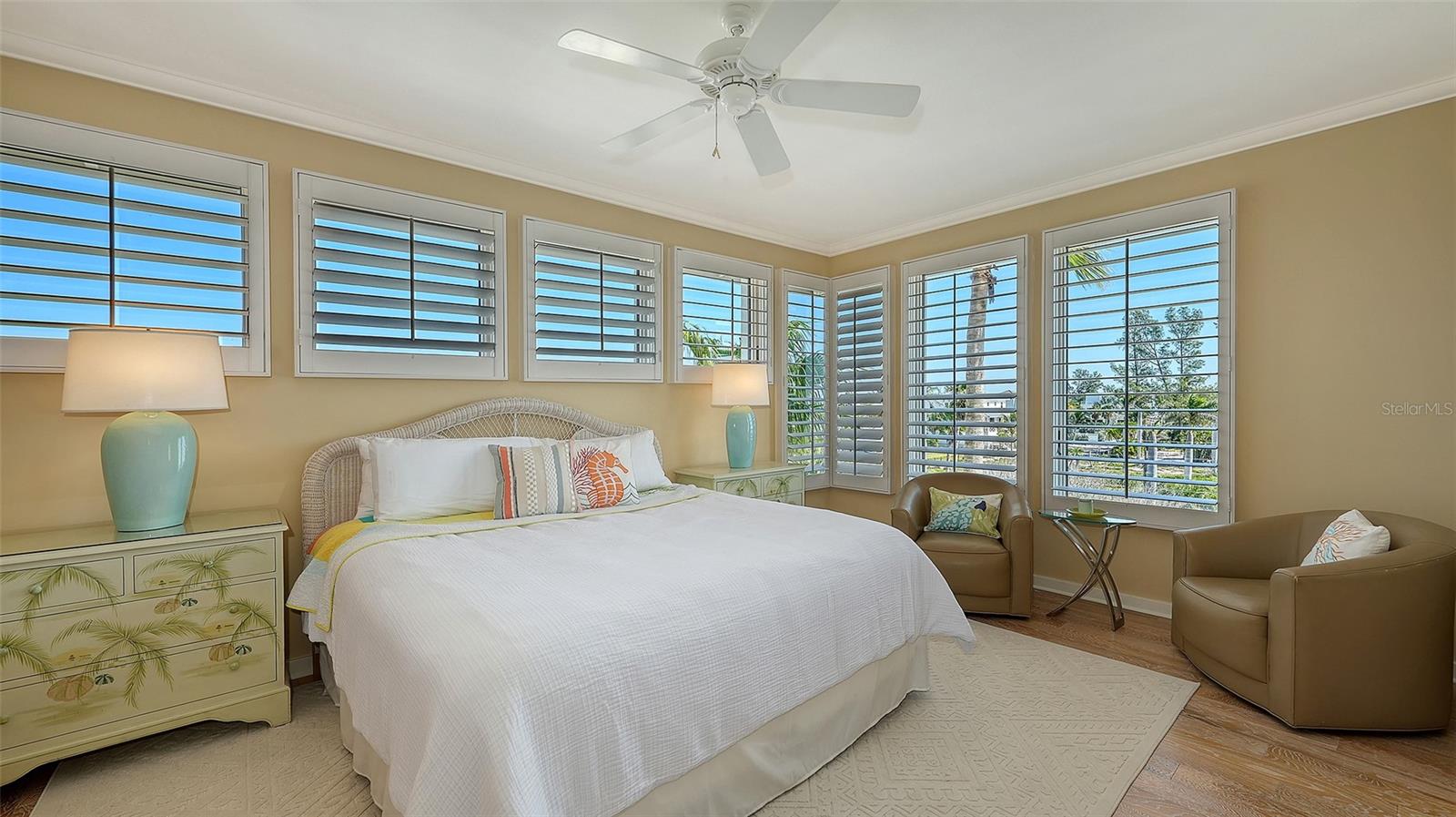 A4666887 Property Photo