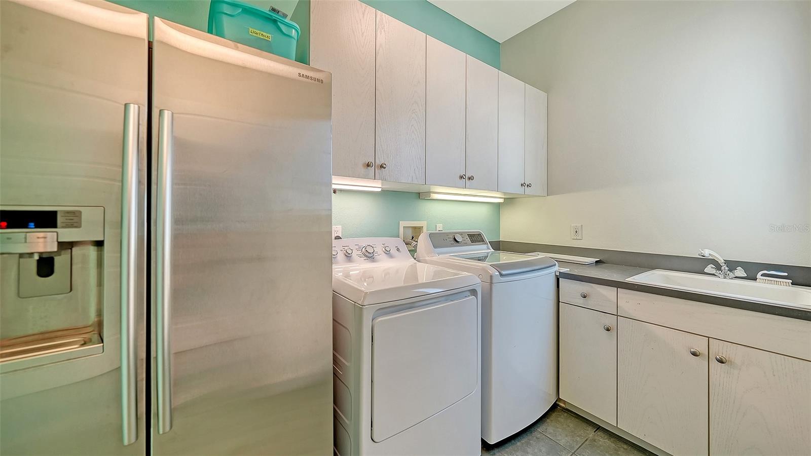 A4666887 Property Photo