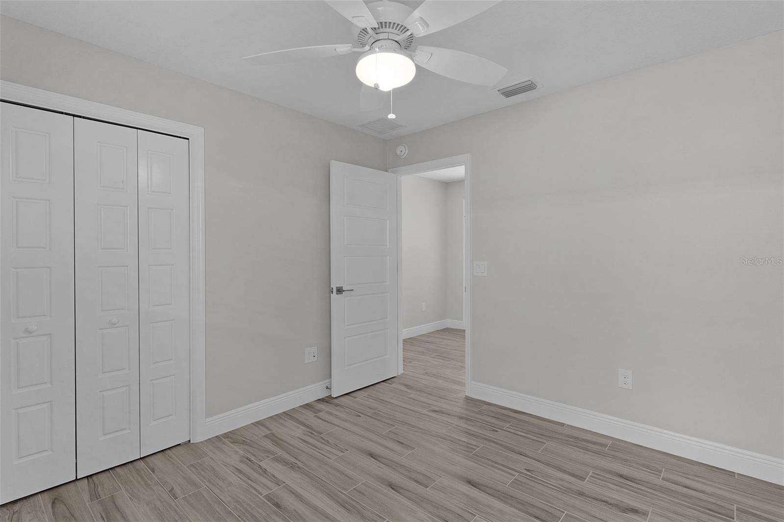 6230 DINGMAN WAY, THE VILLAGES, FL, 32163