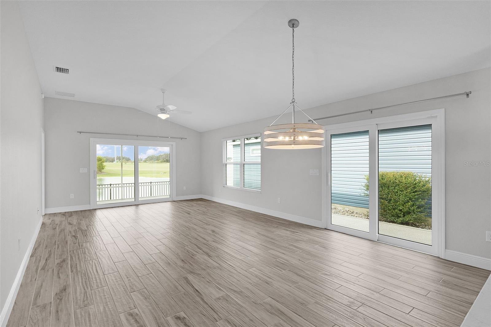 6230 DINGMAN WAY, THE VILLAGES, FL, 32163