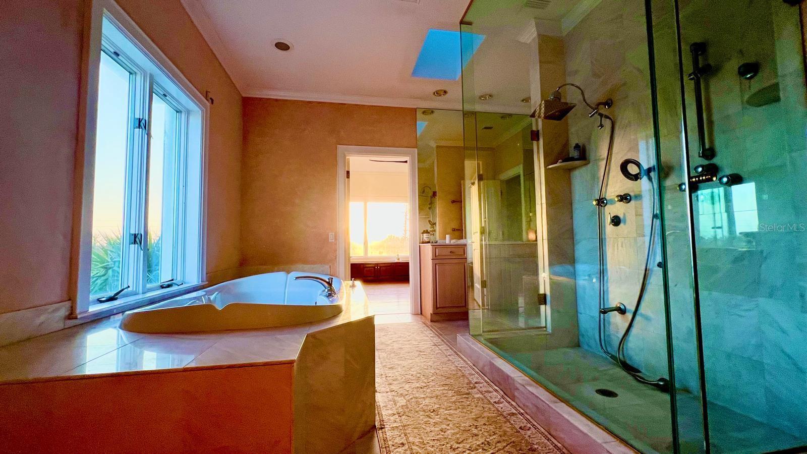 N6140775 Property Photo