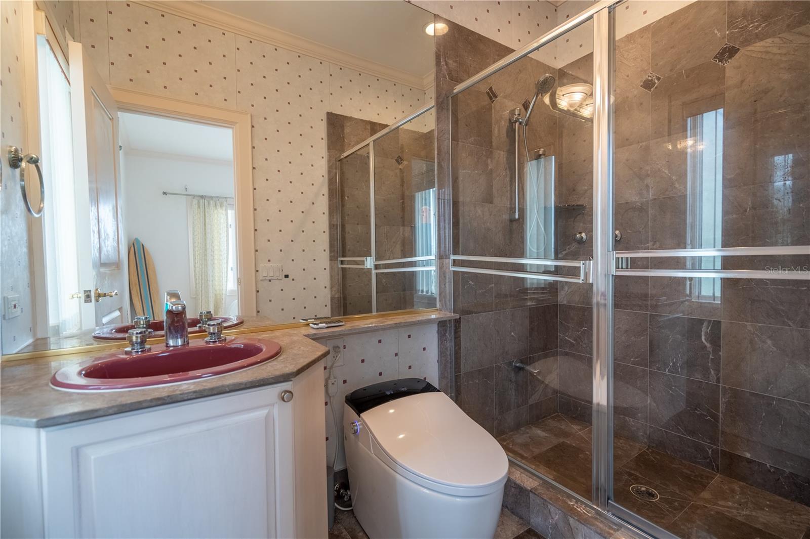 N6140775 Property Photo