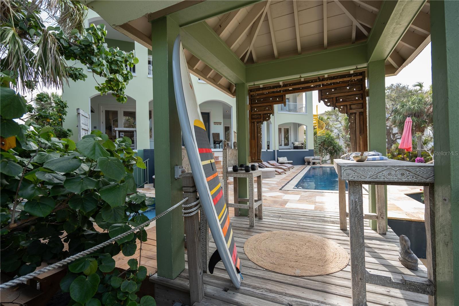 N6140775 Property Photo