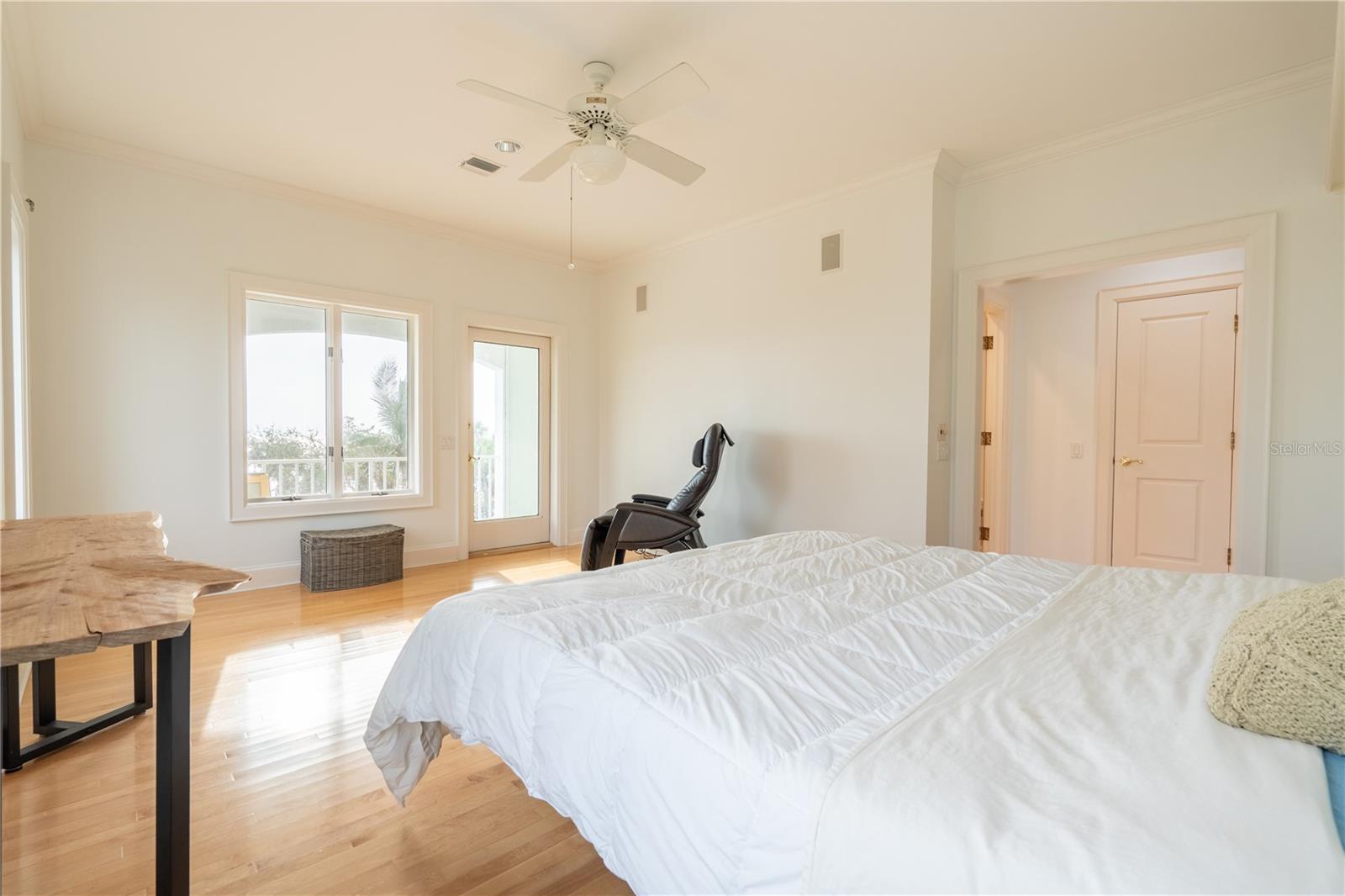 N6140775 Property Photo