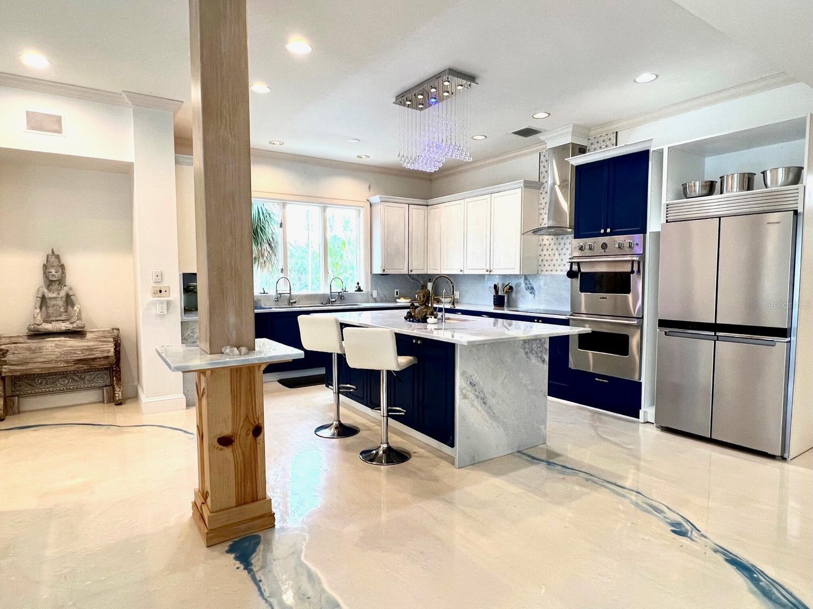 N6140775 Property Photo