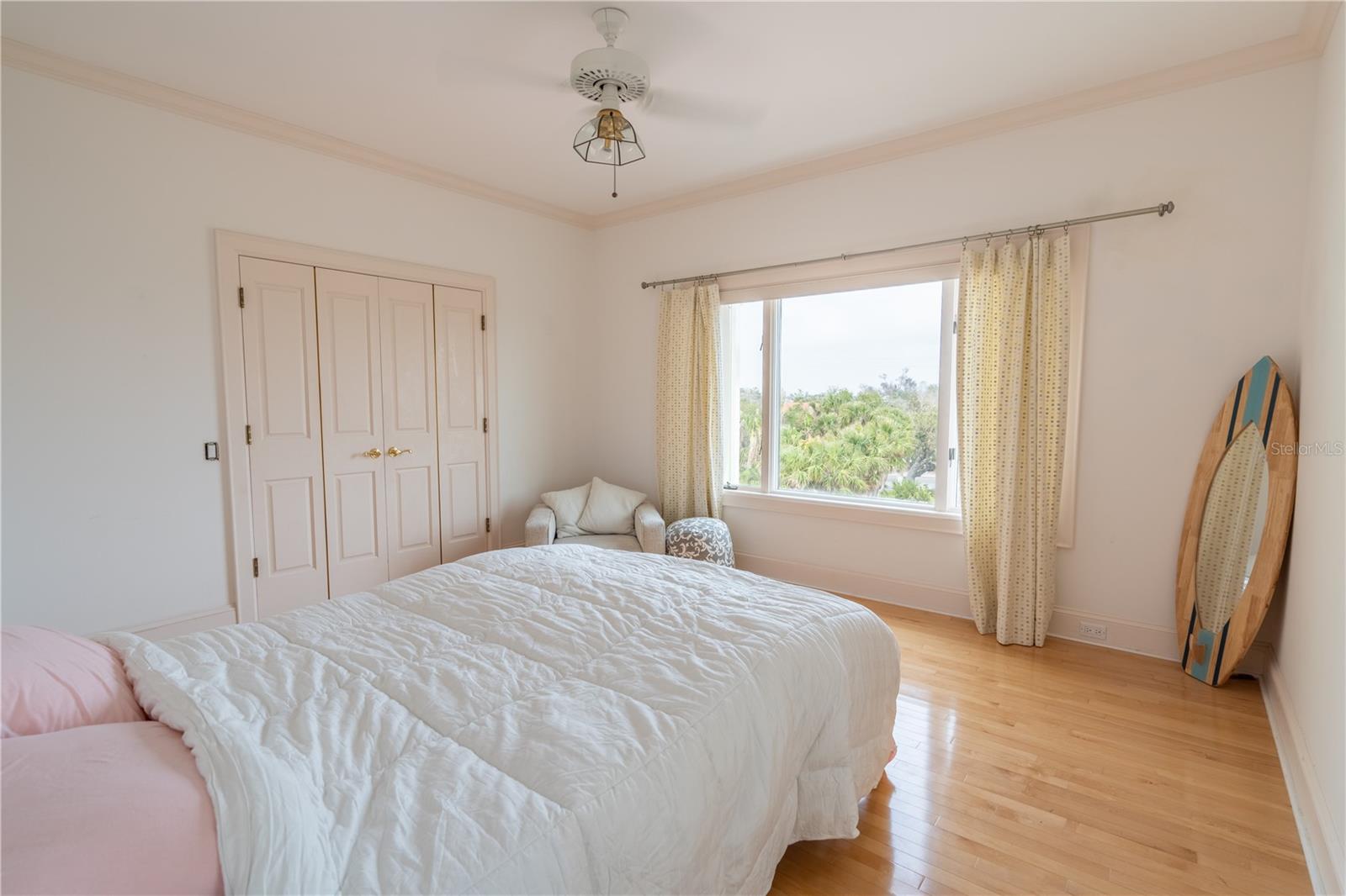 N6140775 Property Photo