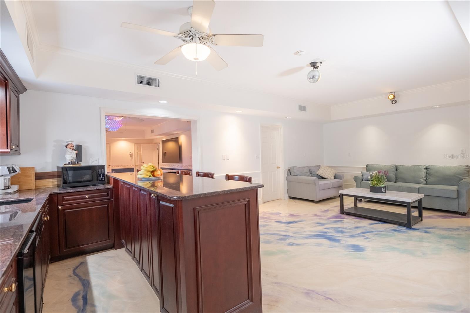 N6140775 Property Photo