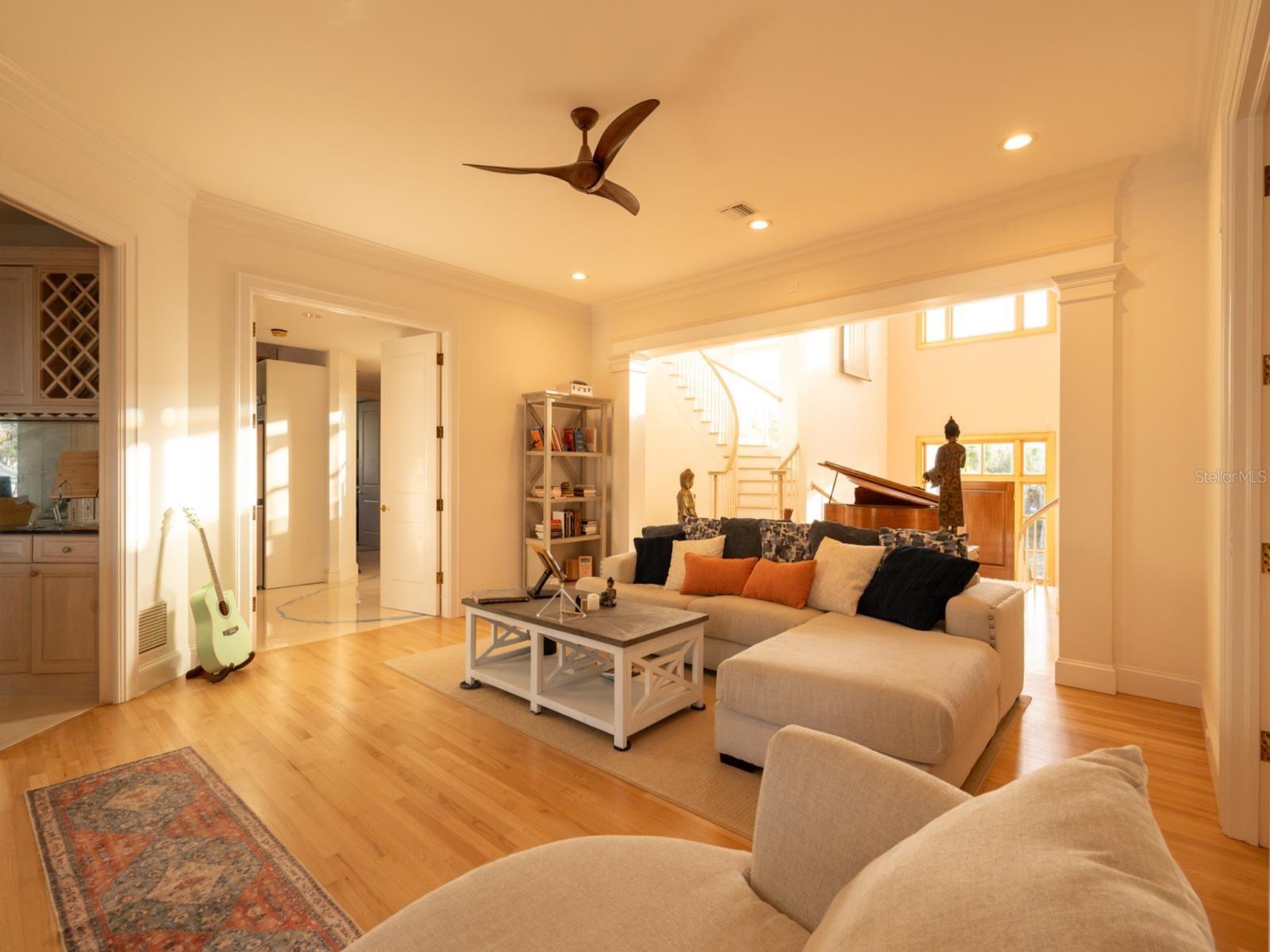 N6140775 Property Photo