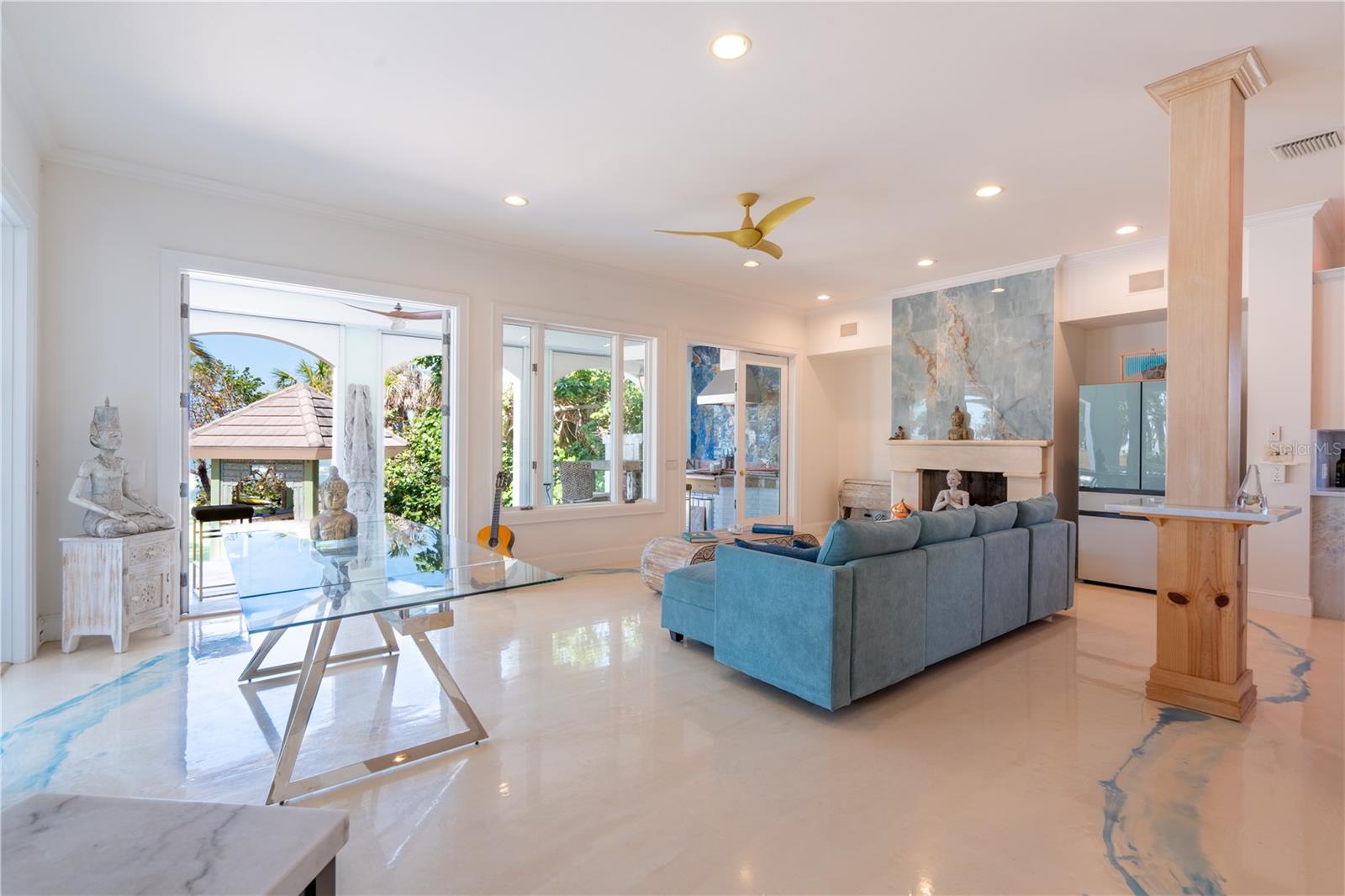 N6140775 Property Photo