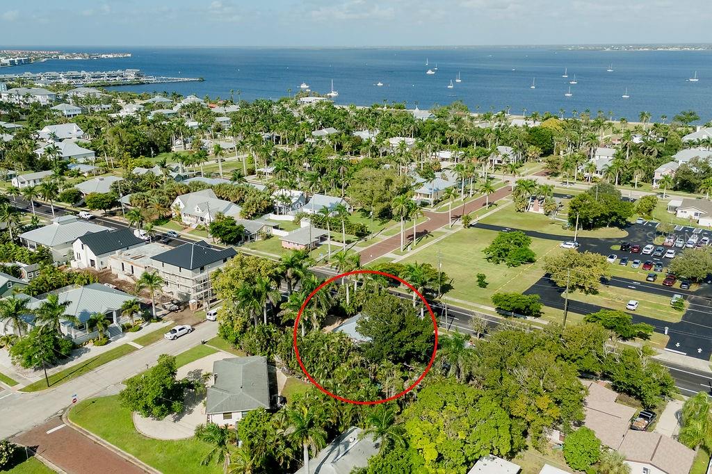 521 W OLYMPIA AVE, PUNTA GORDA, FL, 33950