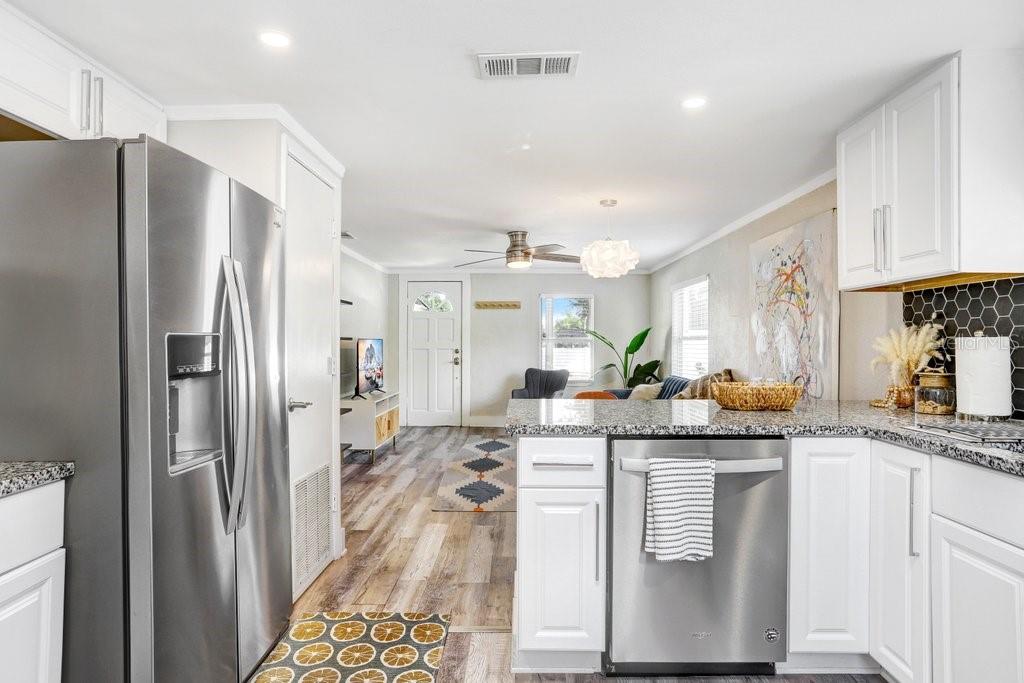 1811 E PALIFOX ST, TAMPA, FL, 33610