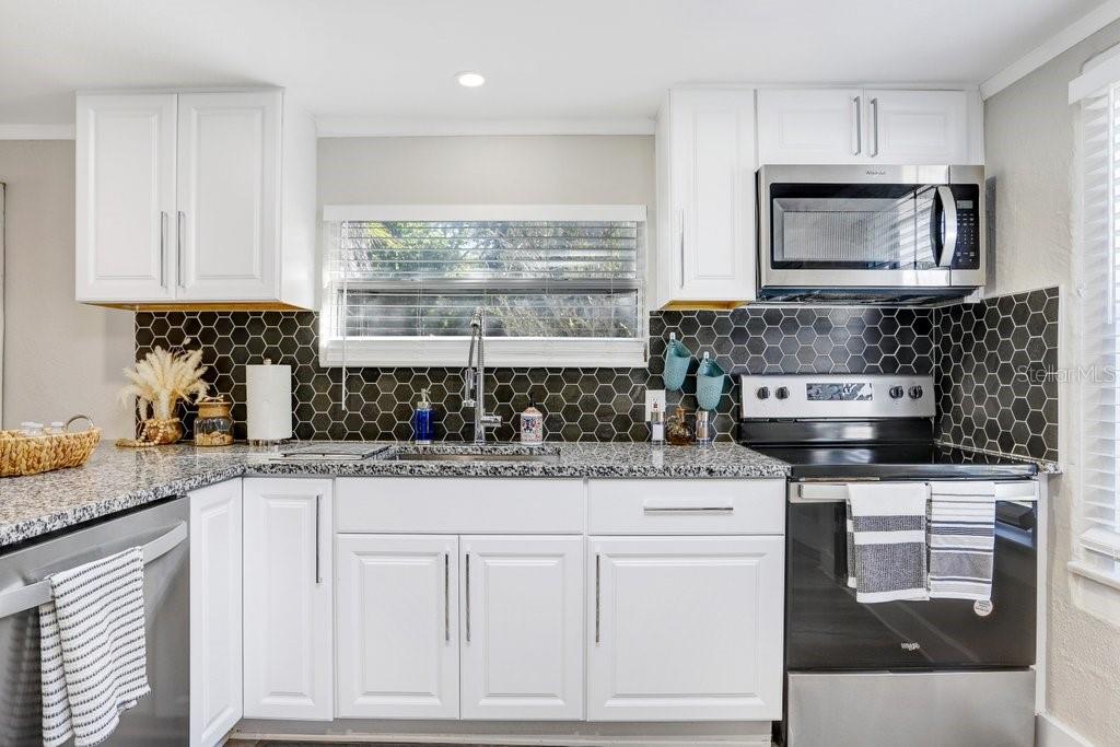 1811 E PALIFOX ST, TAMPA, FL, 33610