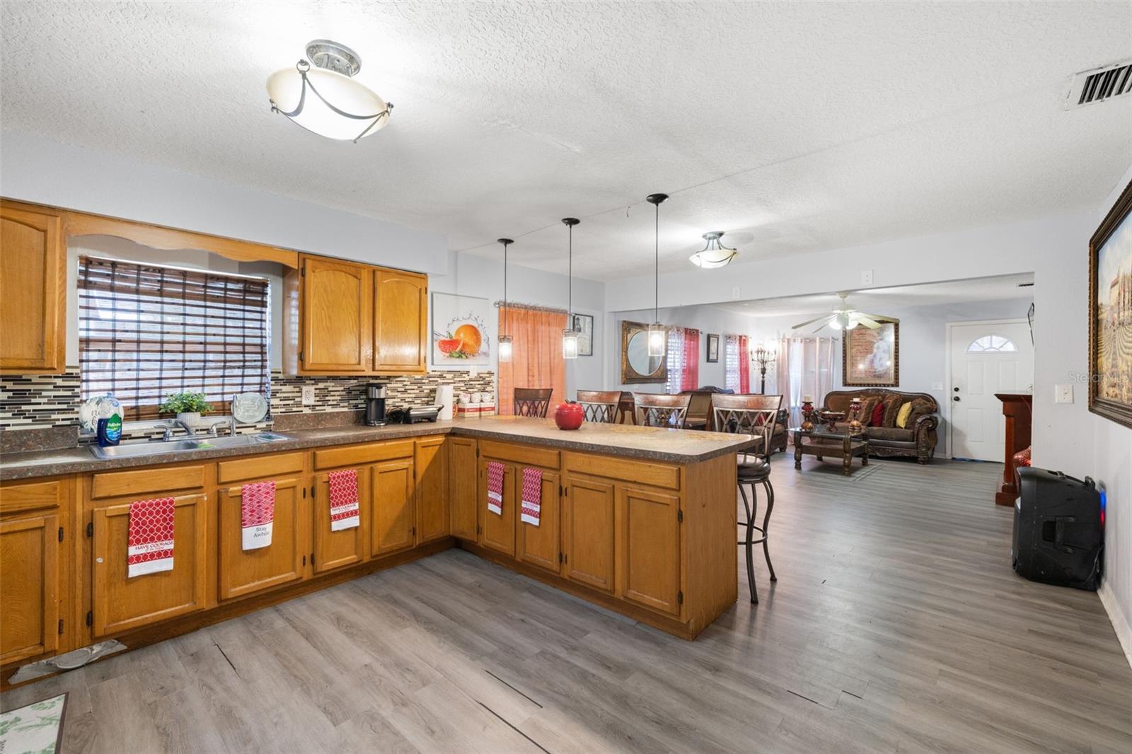 8012 N 11TH ST, TAMPA, FL, 33604