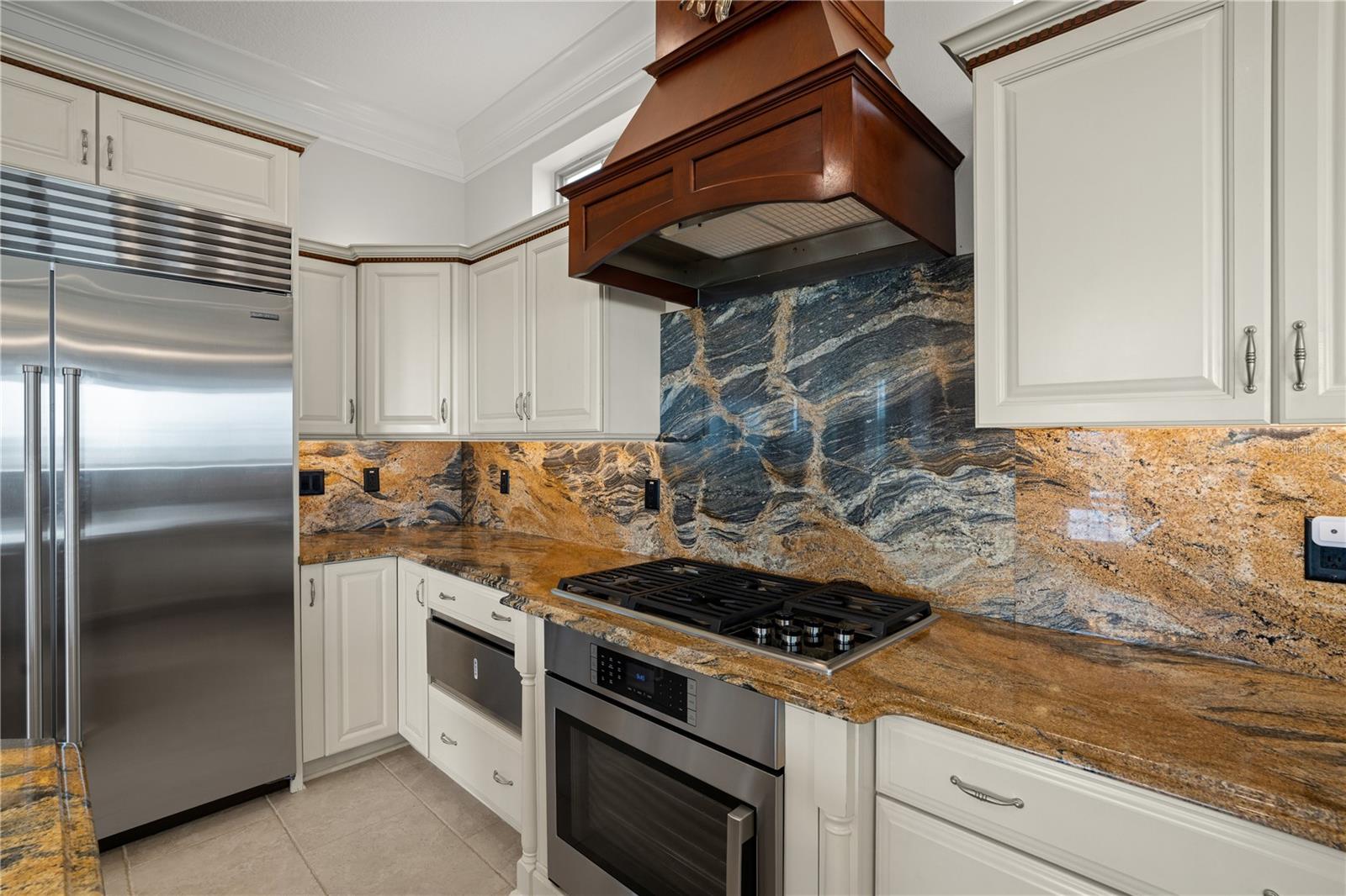 FC313117 Property Photo