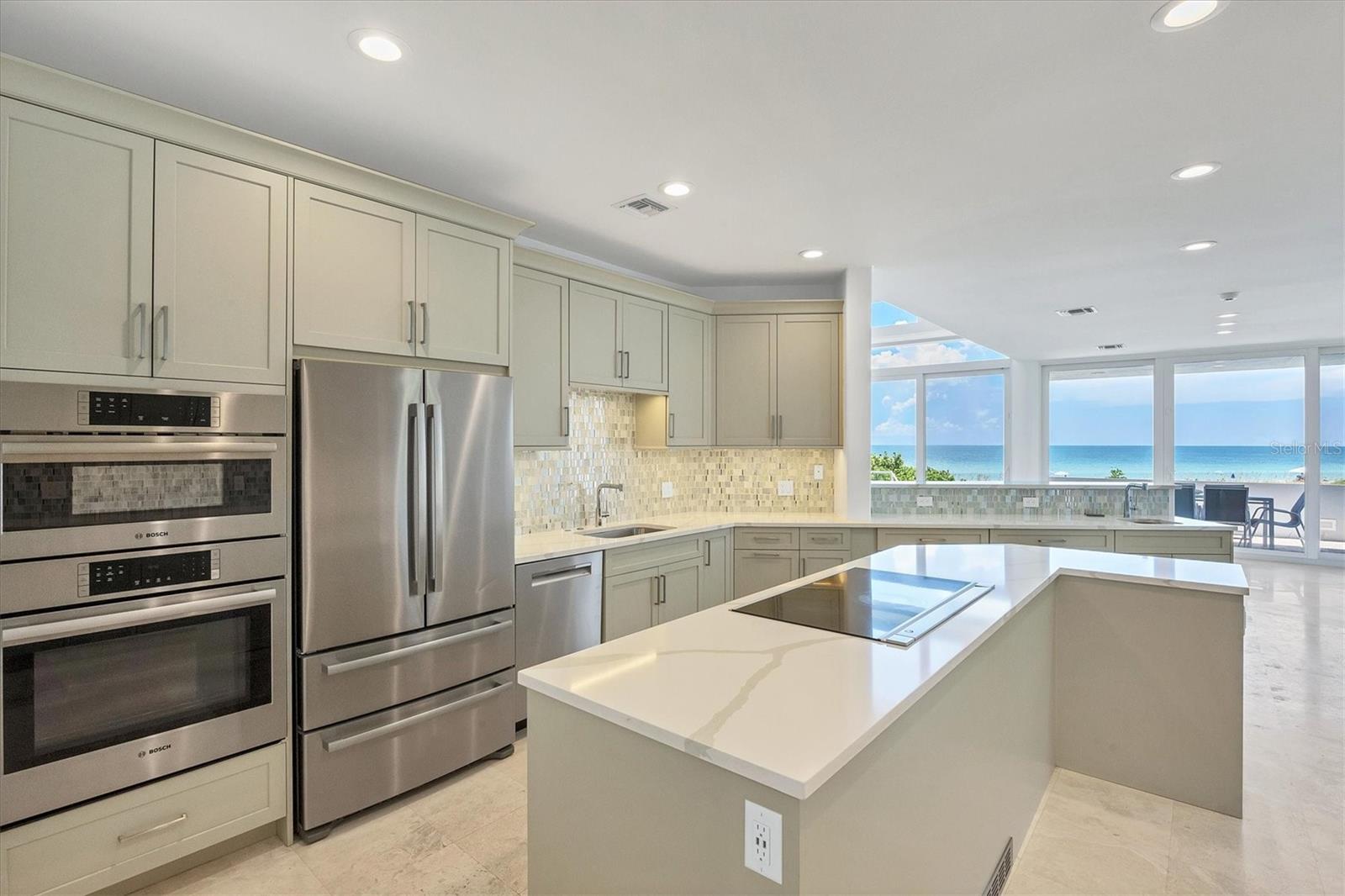 5801 GULF OF MEXICO DR, LONGBOAT KEY, FL, 34228